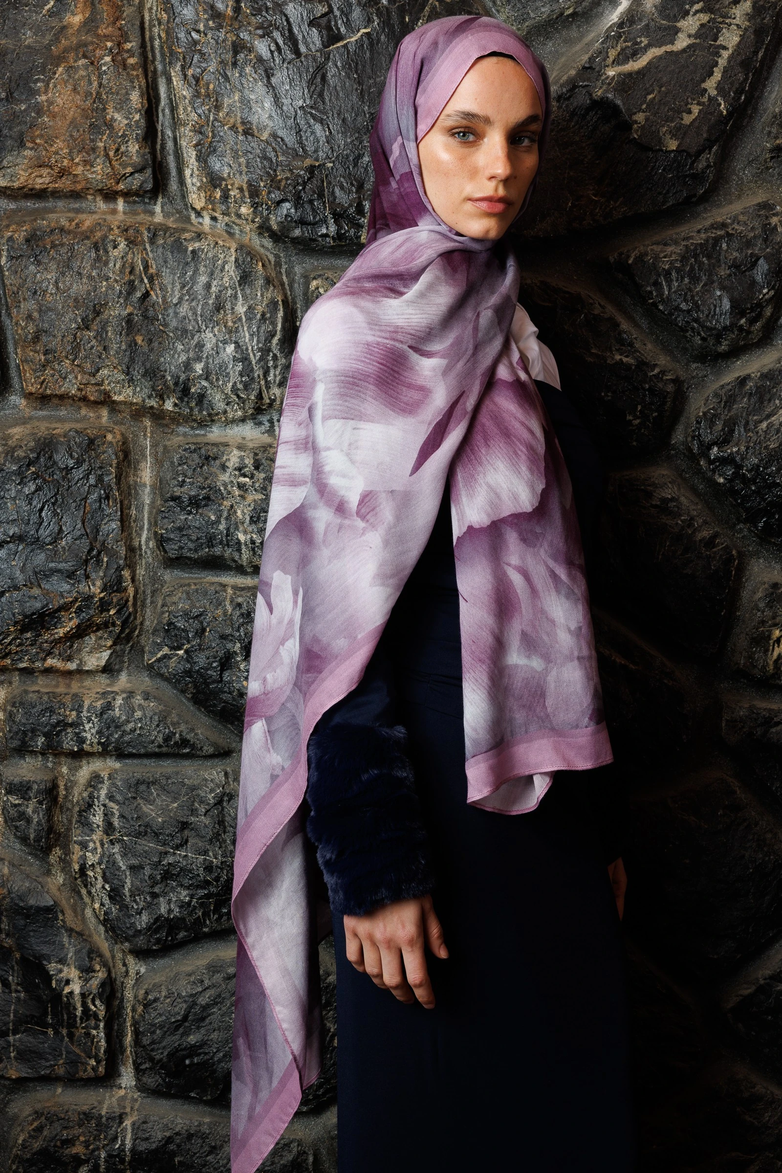 Wholesale Fleur Pattern Ramie Shawl - Lilac