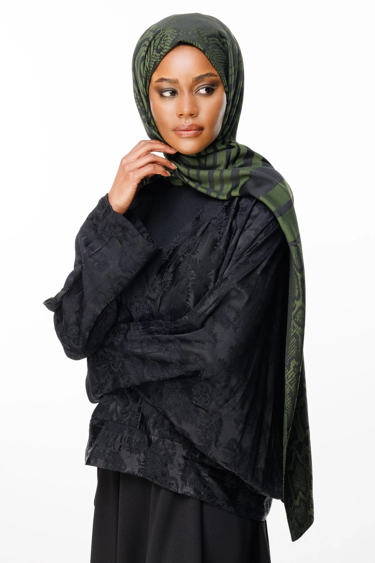 Riad-Pattern Reversible Shawl - Black-Khaki