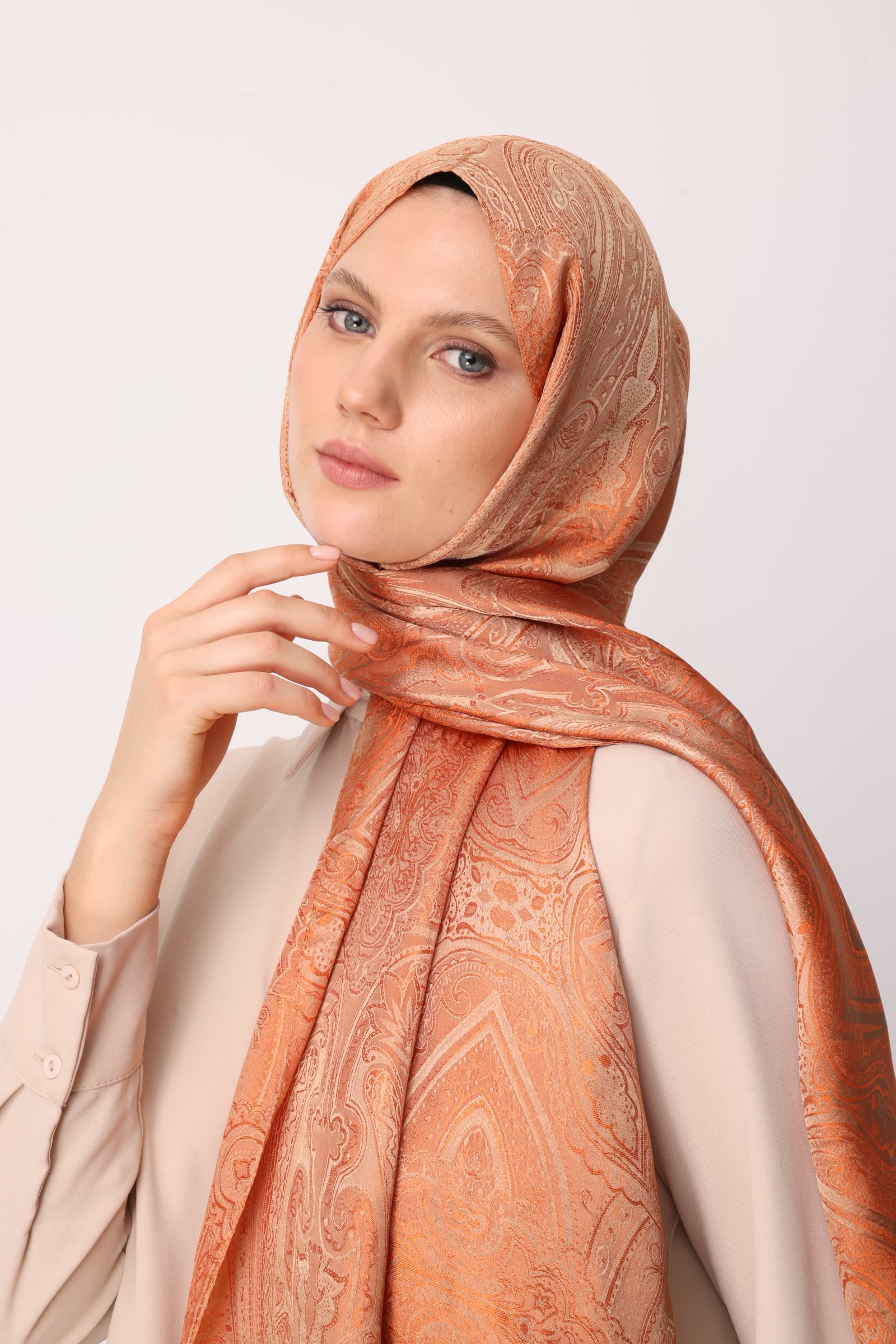 Liva Pattern Shine Line Shawl - Mink-Cinnamon