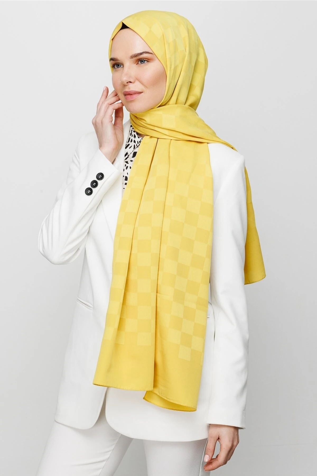 Checkers Pattern Silk Jacquard Shawl - Yellow