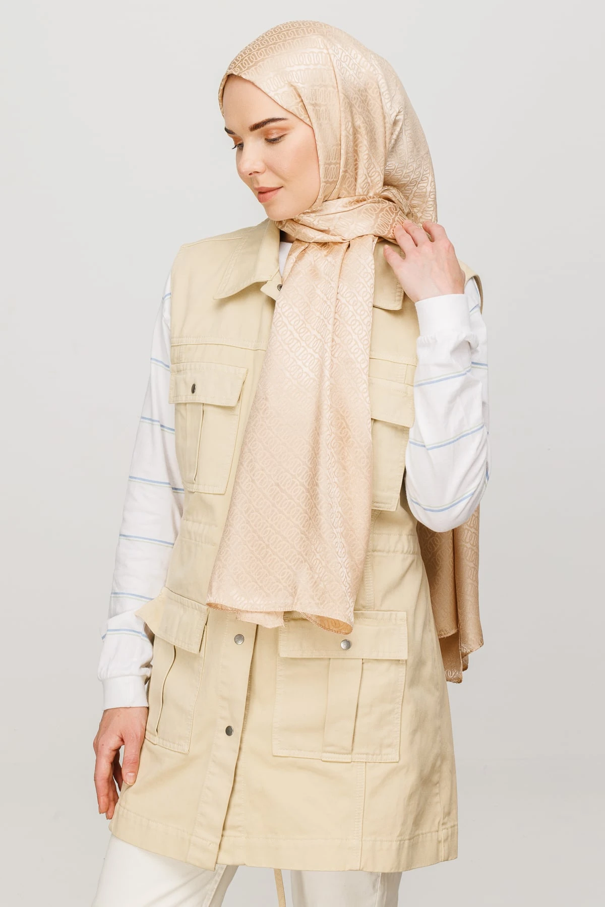 Toptan Forever Desen Parlak Jakar Şal - Kum Beji