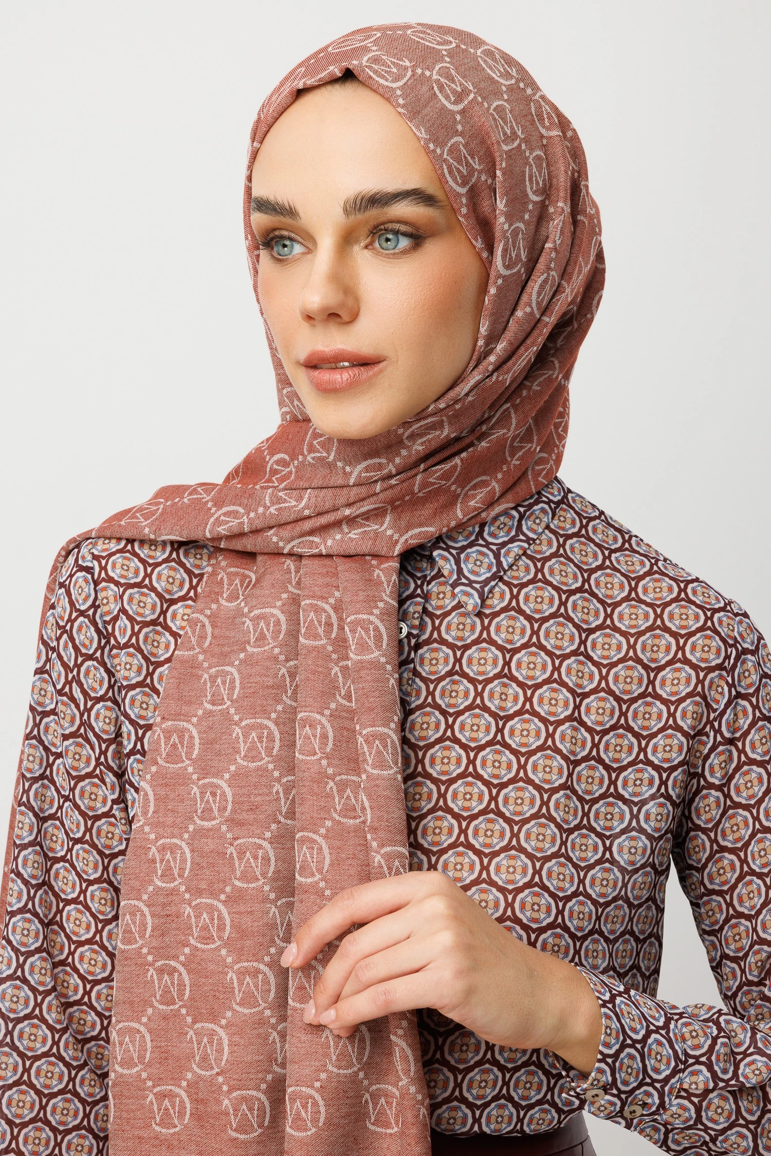 Wholesale Wool Silk Shawls - Tile