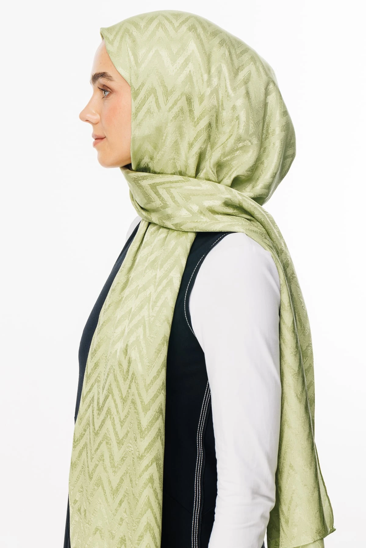 Zigzag Pattern Shiny Jacquard Shawl - Pistachio Green