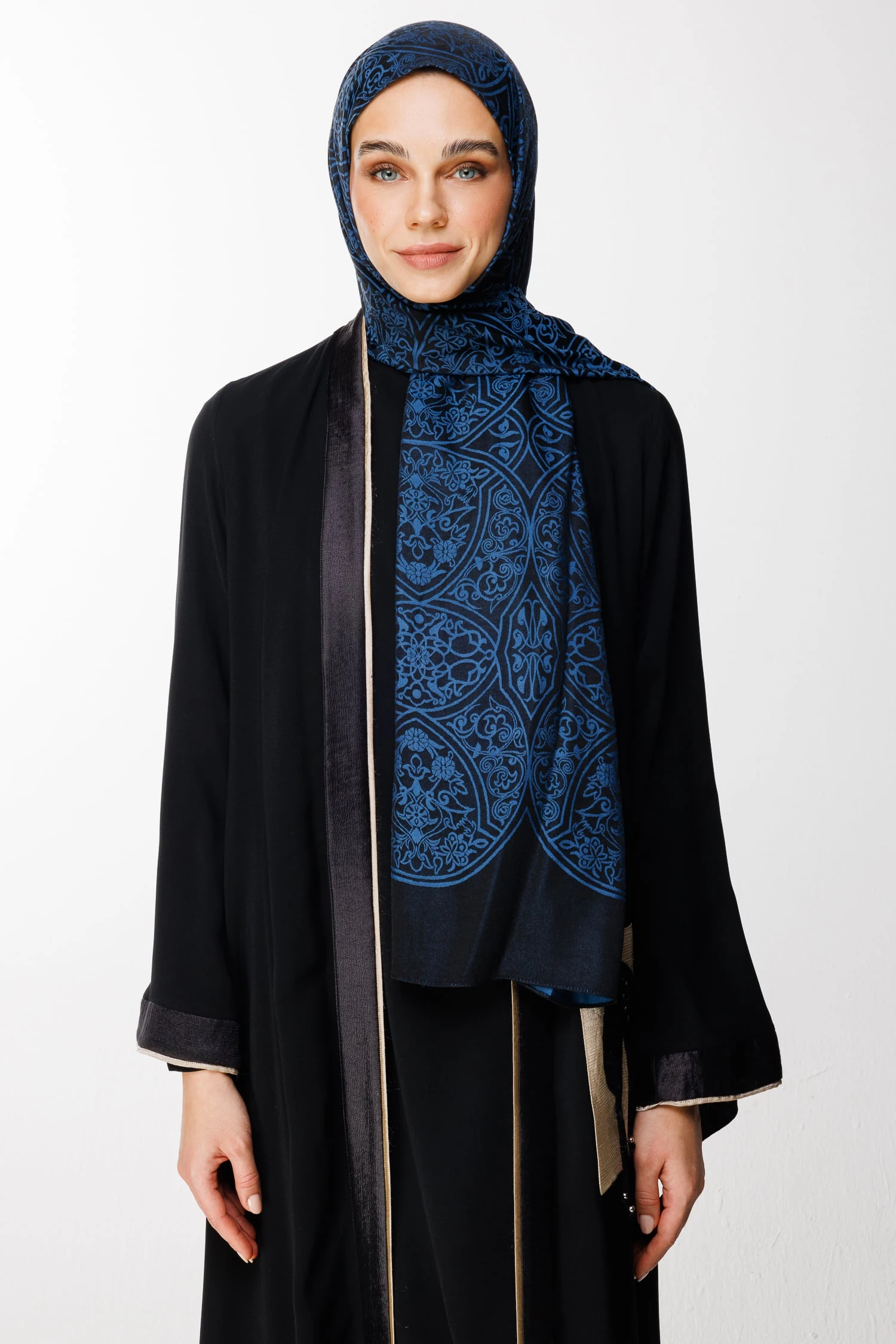 Morocco Pattern Double-Sided Shawl - Black-Indigo
