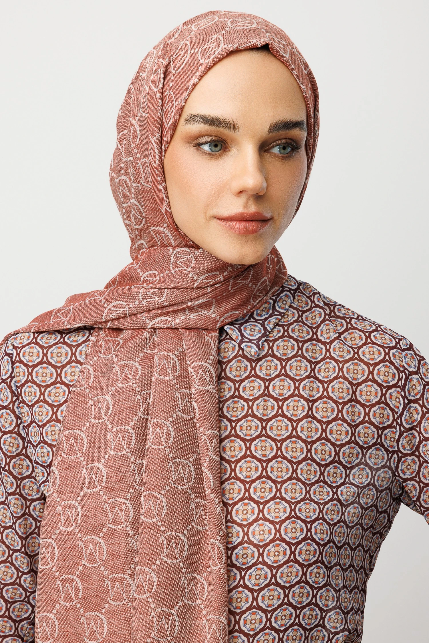 Wholesale Wool Silk Shawls - Tile