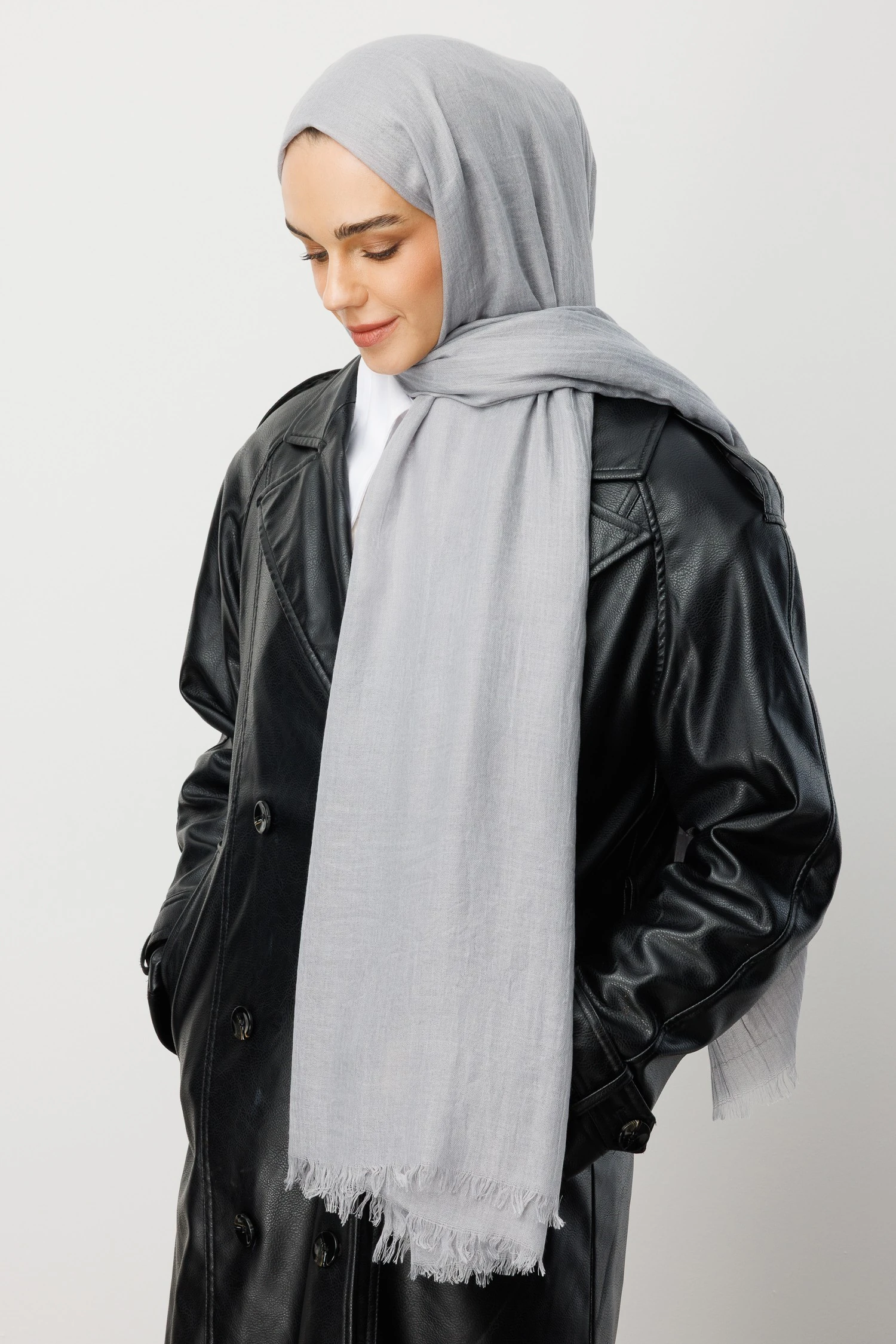 Wholesale Dubai Shawls - Silver