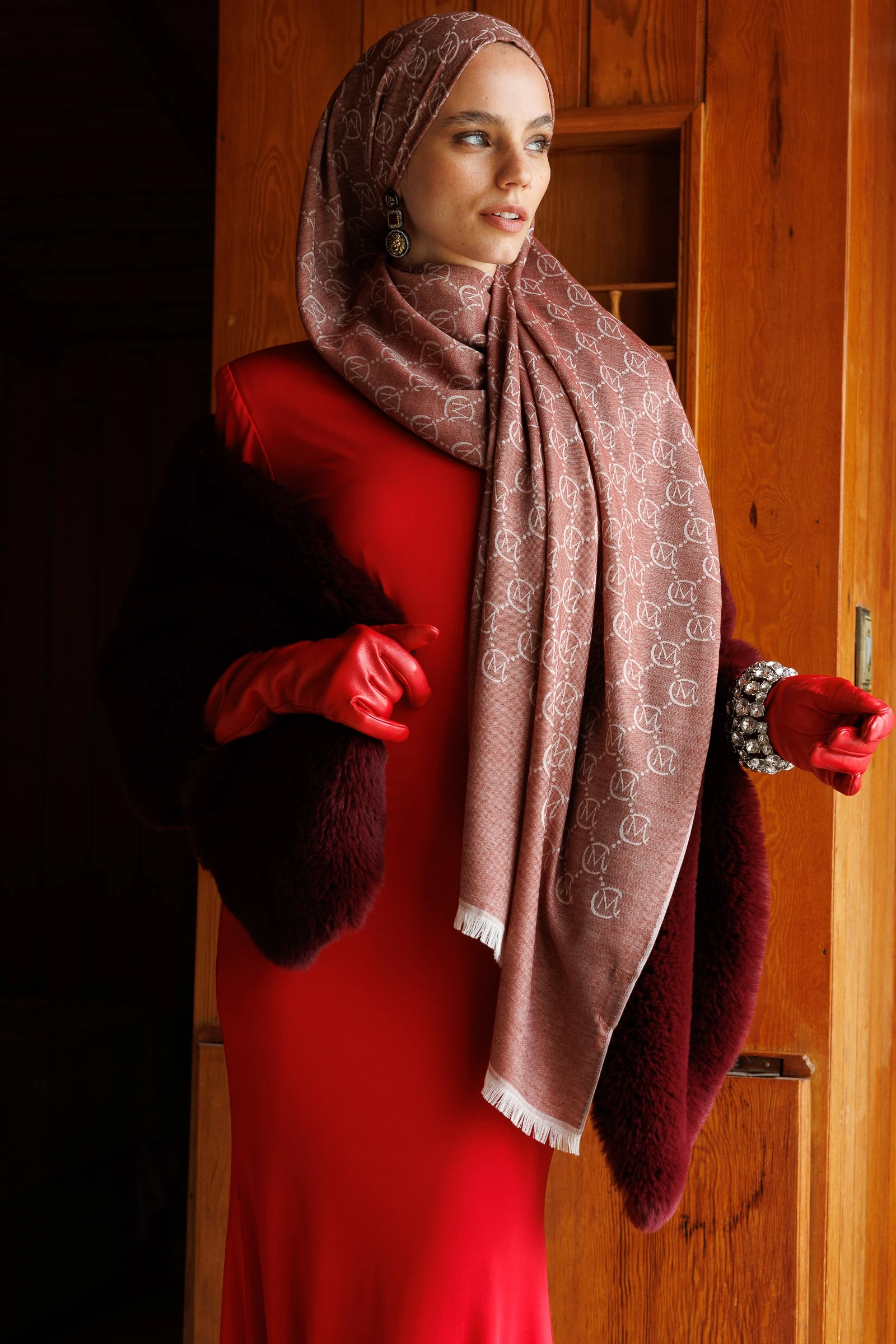 Wholesale Wool Silk Shawls - Tile