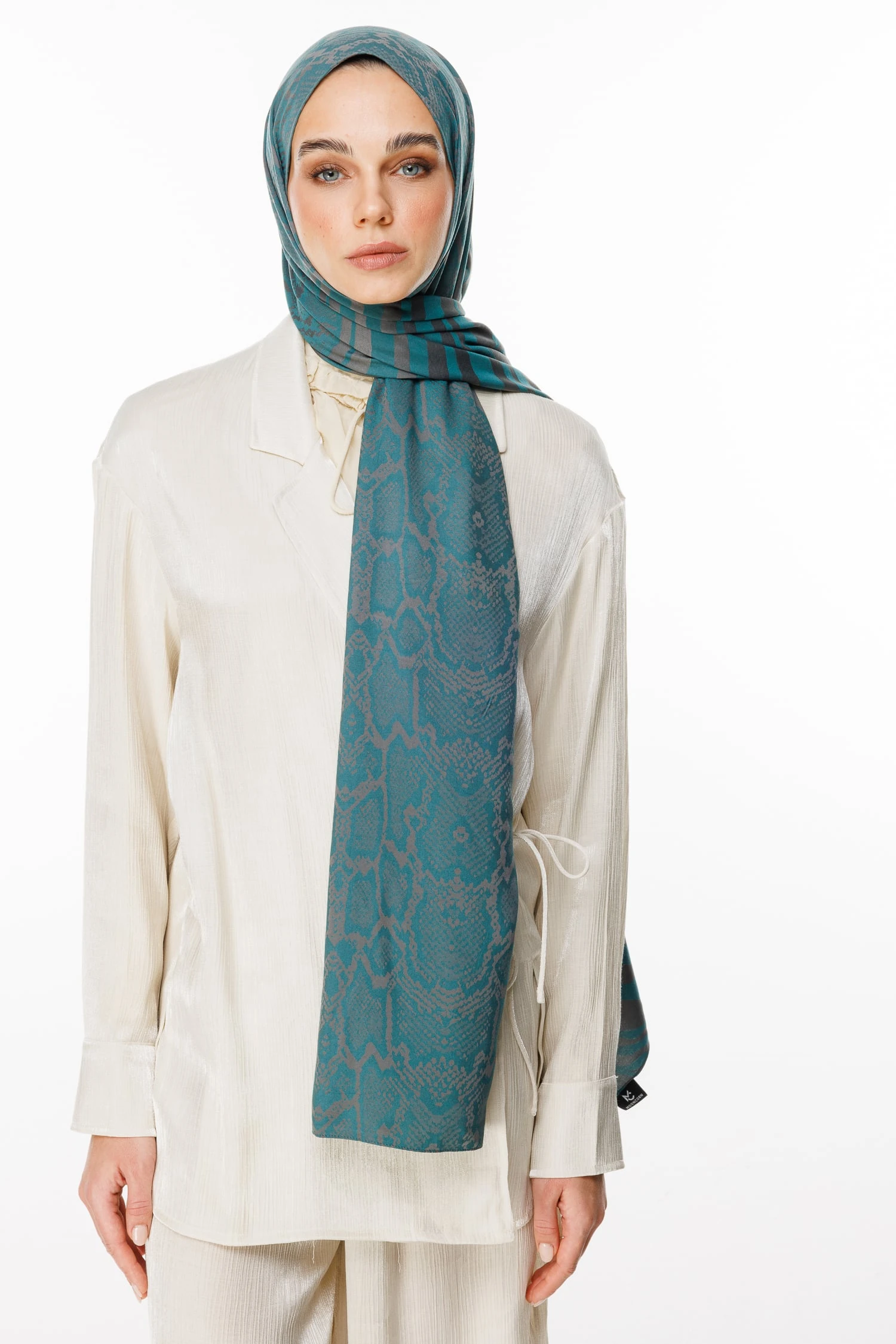 Riad-Pattern Reversible Shawl - Dark Gray-Emerald