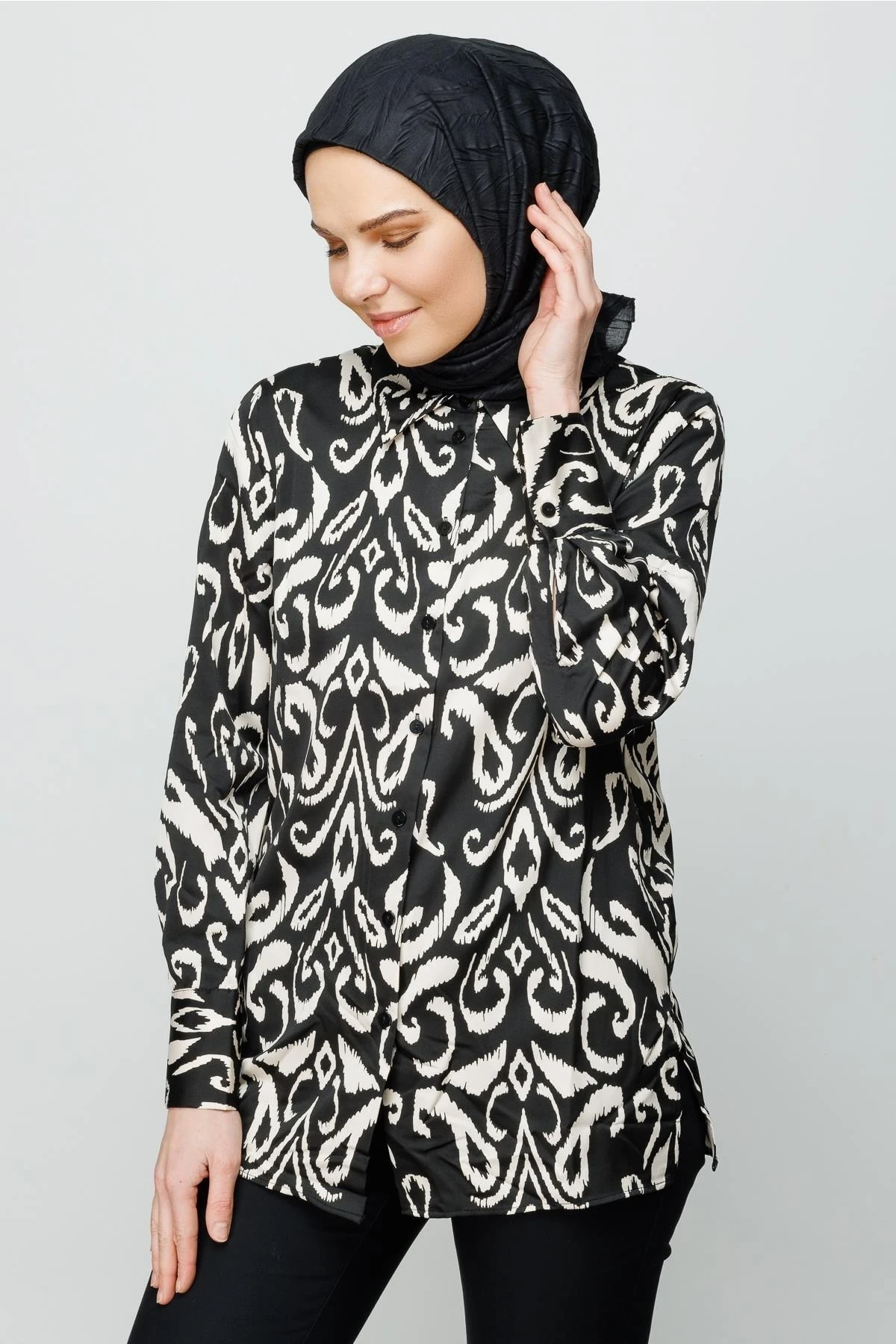 Pleated Bamboo Scarf - Black