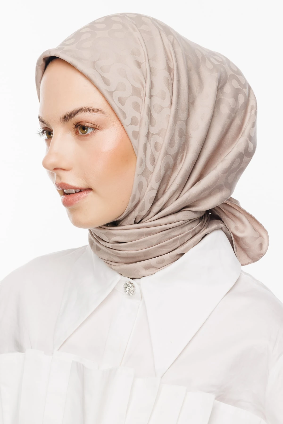 Moon Pattern Silky Jacquard Scarf - Beige