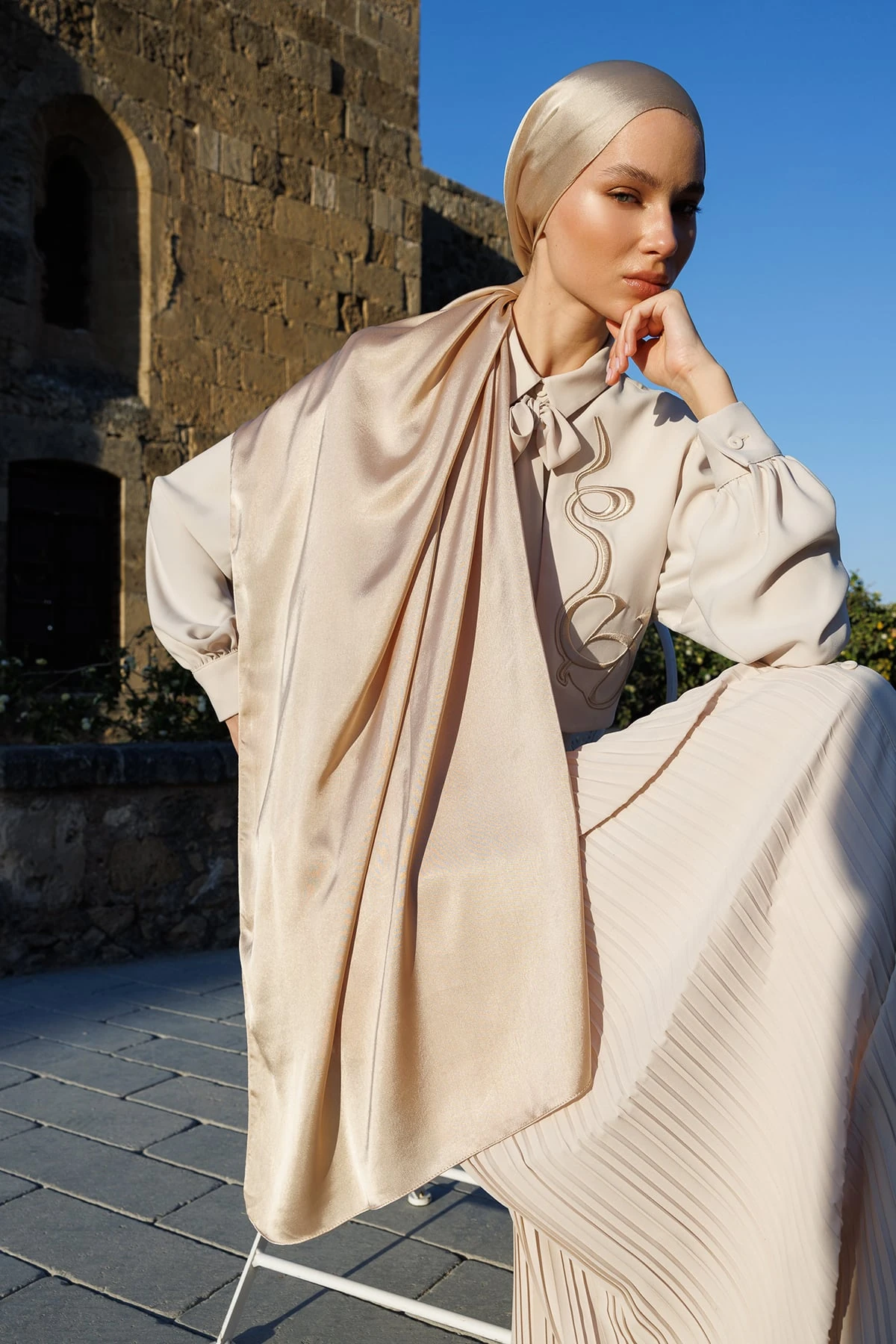 Diamond Aura Shawl - Beige