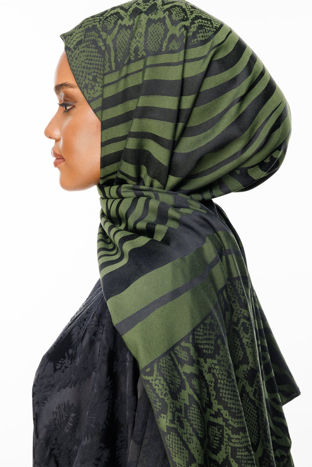 Riad-Pattern Reversible Shawl - Black-Khaki