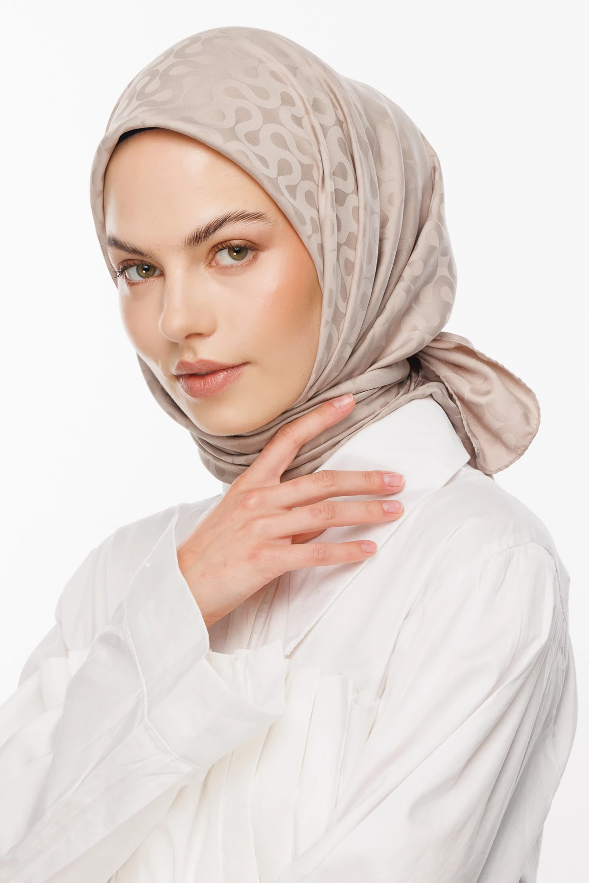 Moon Pattern Silky Jacquard Scarf - Beige