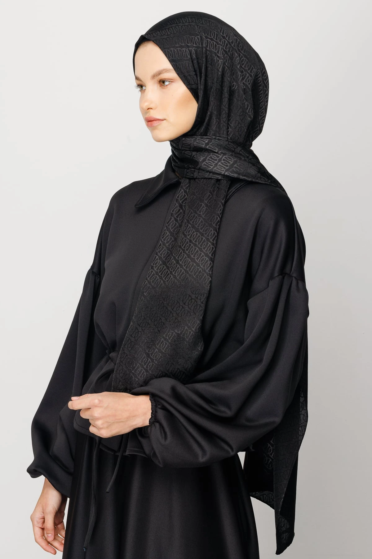 Wholesale Forever Pattern Shiny Jacquard Shawl - Black