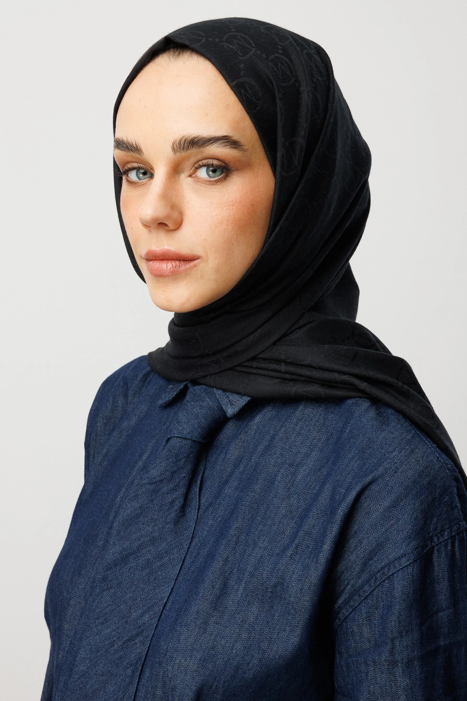 Wholesale Wool Silk Shawls - Fume