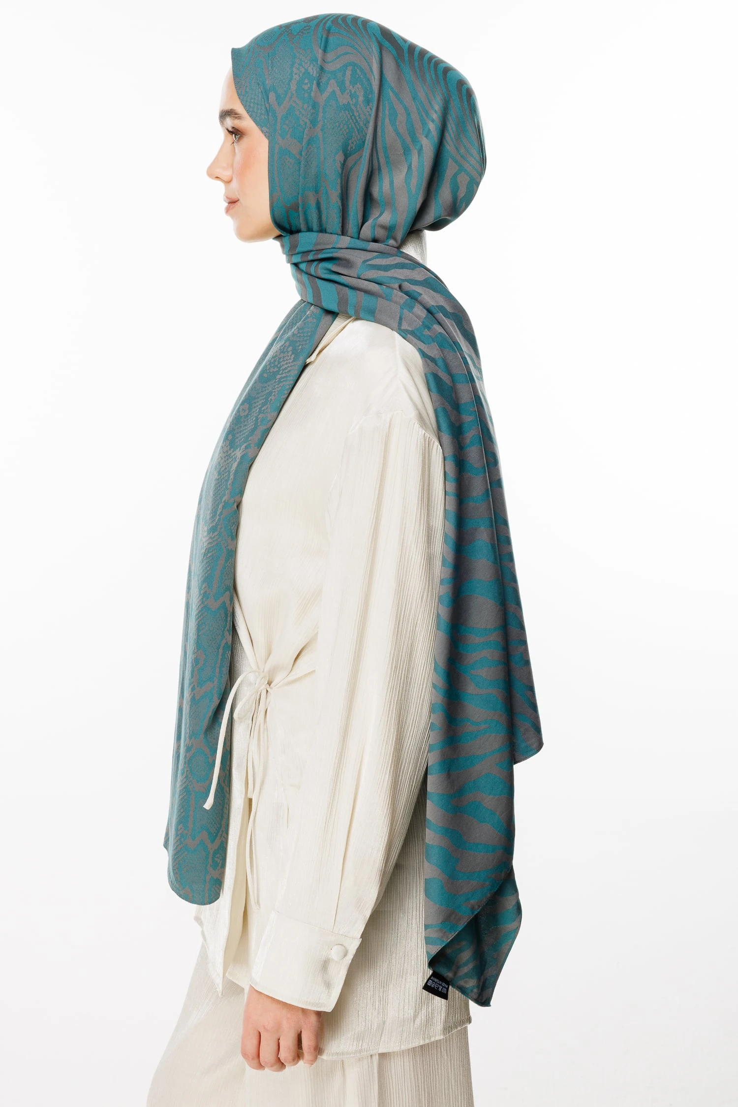 Riad-Pattern Reversible Shawl - Dark Gray-Emerald