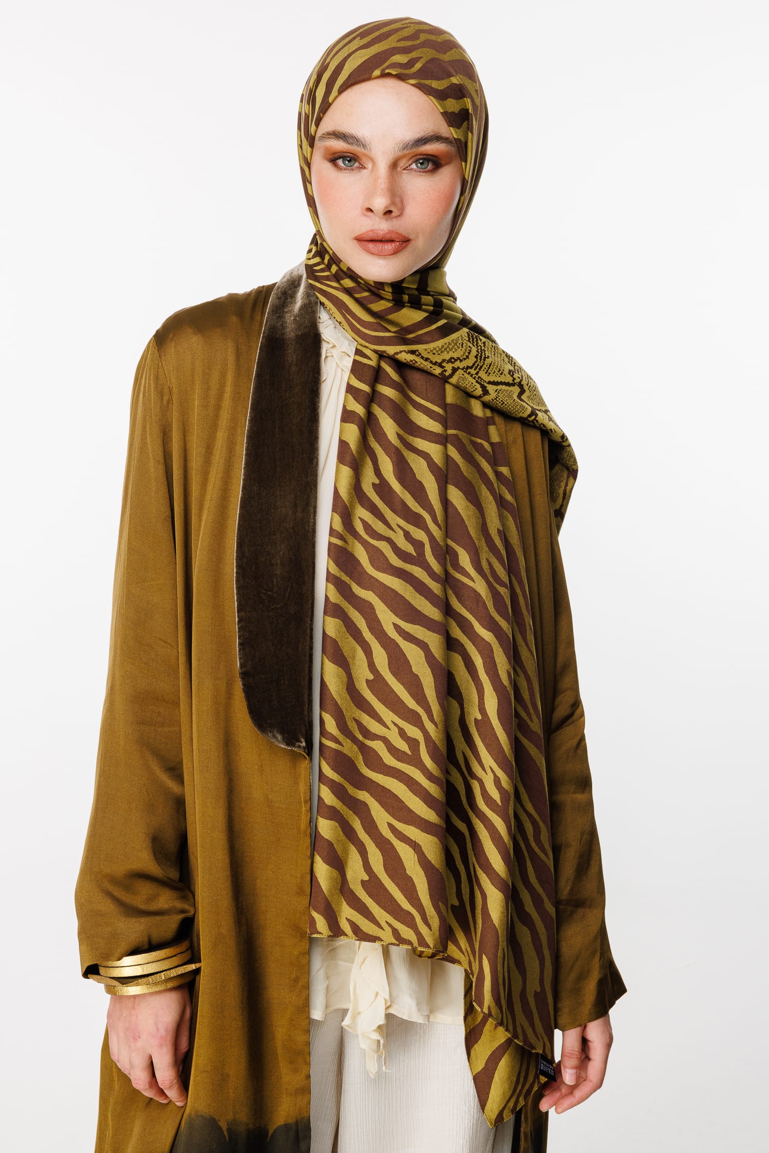 Riad-Pattern Reversible Shawl - Bitter Coffee-Salmon