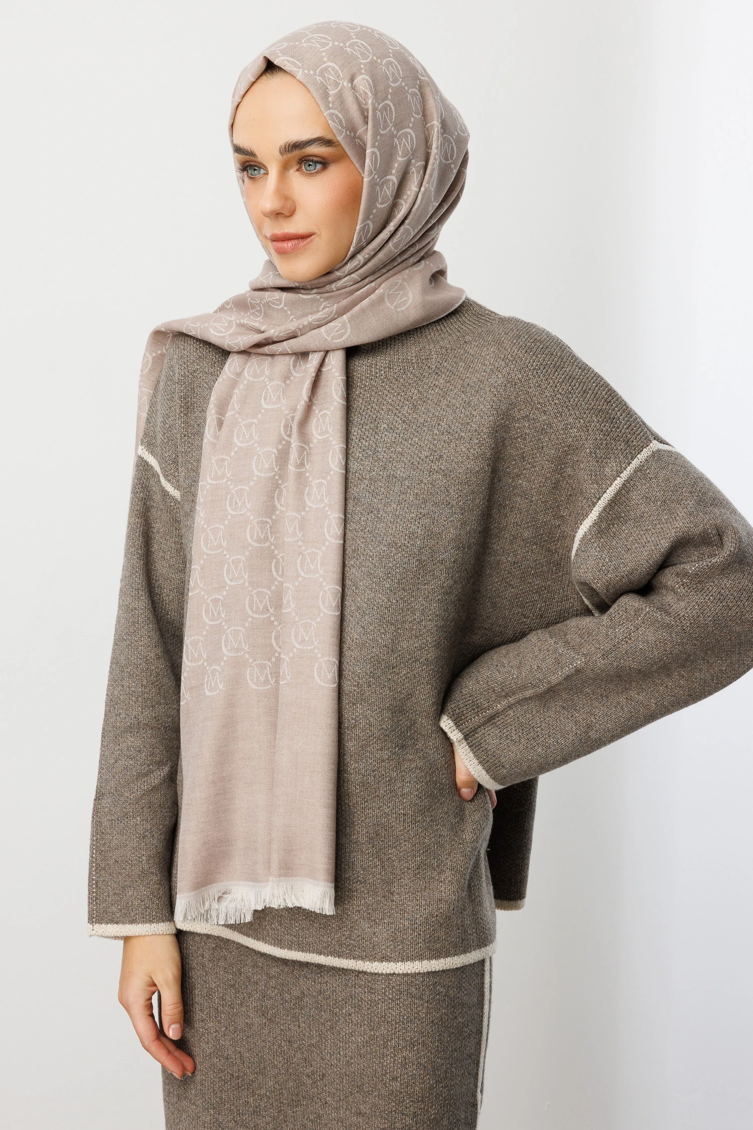 Toptan Yün İpek Şal - Soft Pembe