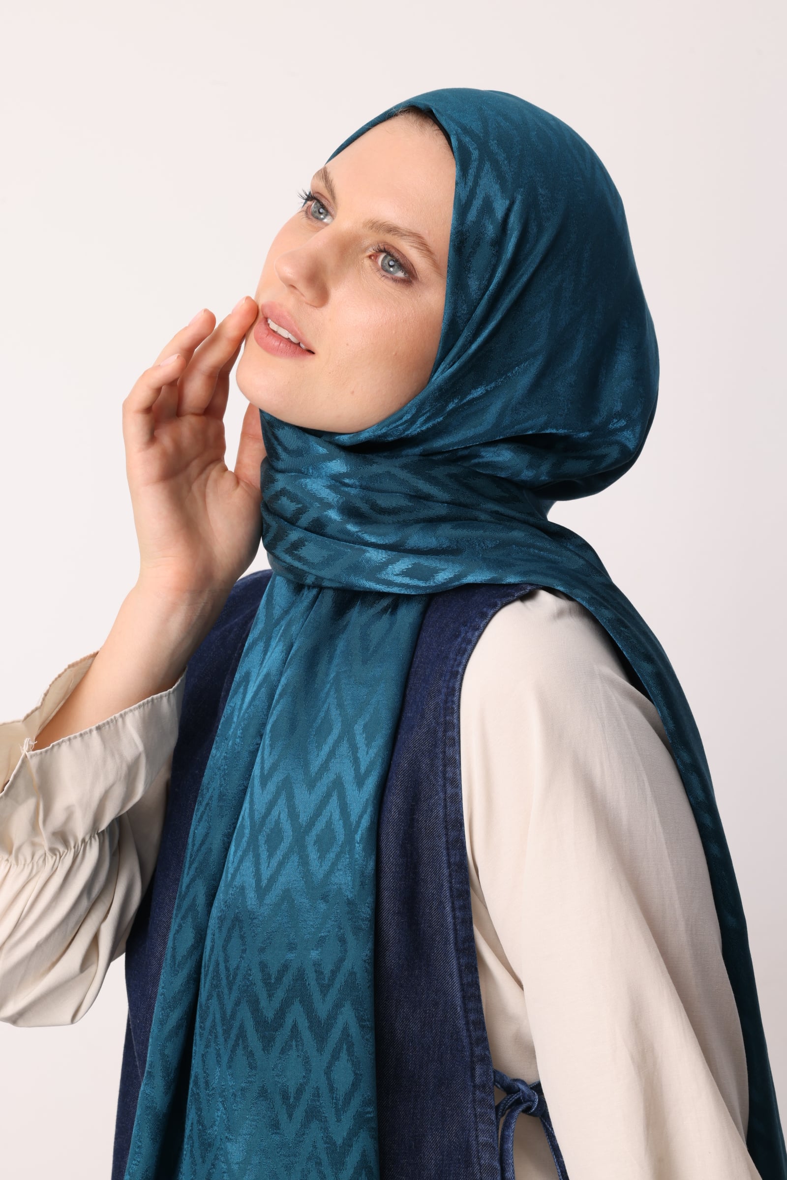 Toptan Karo Desen Parlak Jakar Şal - Petrol Mavisi