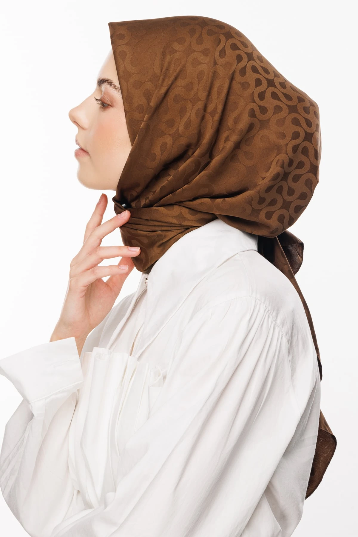 Toptan Moon Desen İpeksi Jakar Eşarp - Kahverengi