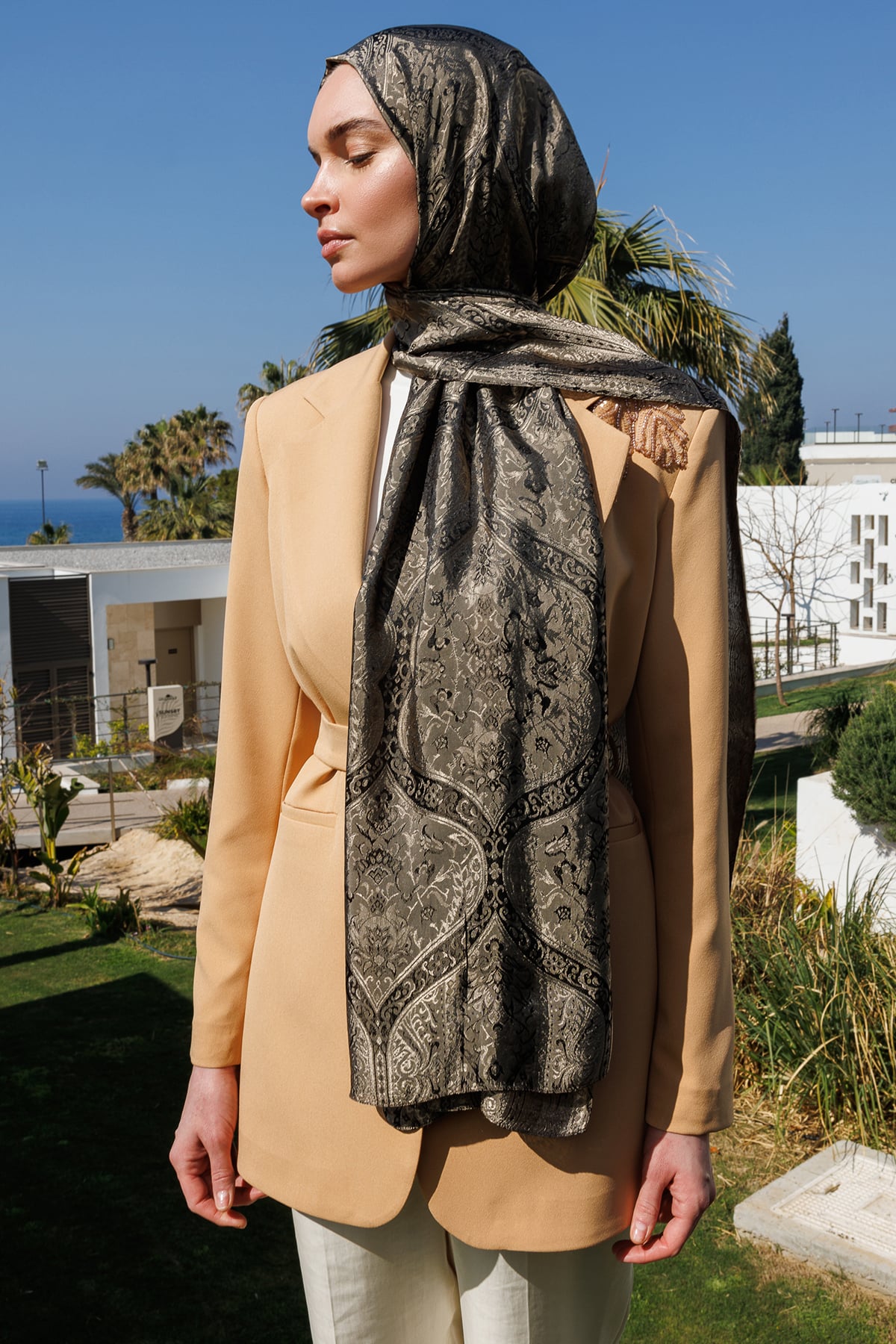 Toptan Soler Desen Shine Line Şal - Siyah-Bej