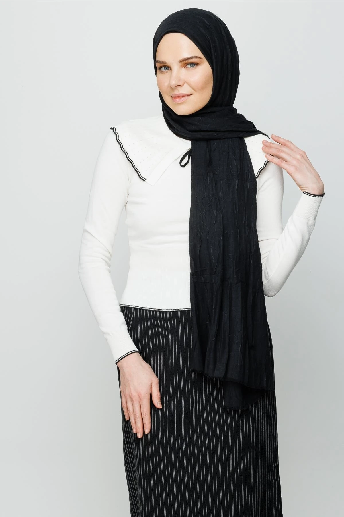 Bamboo Shawl - Black