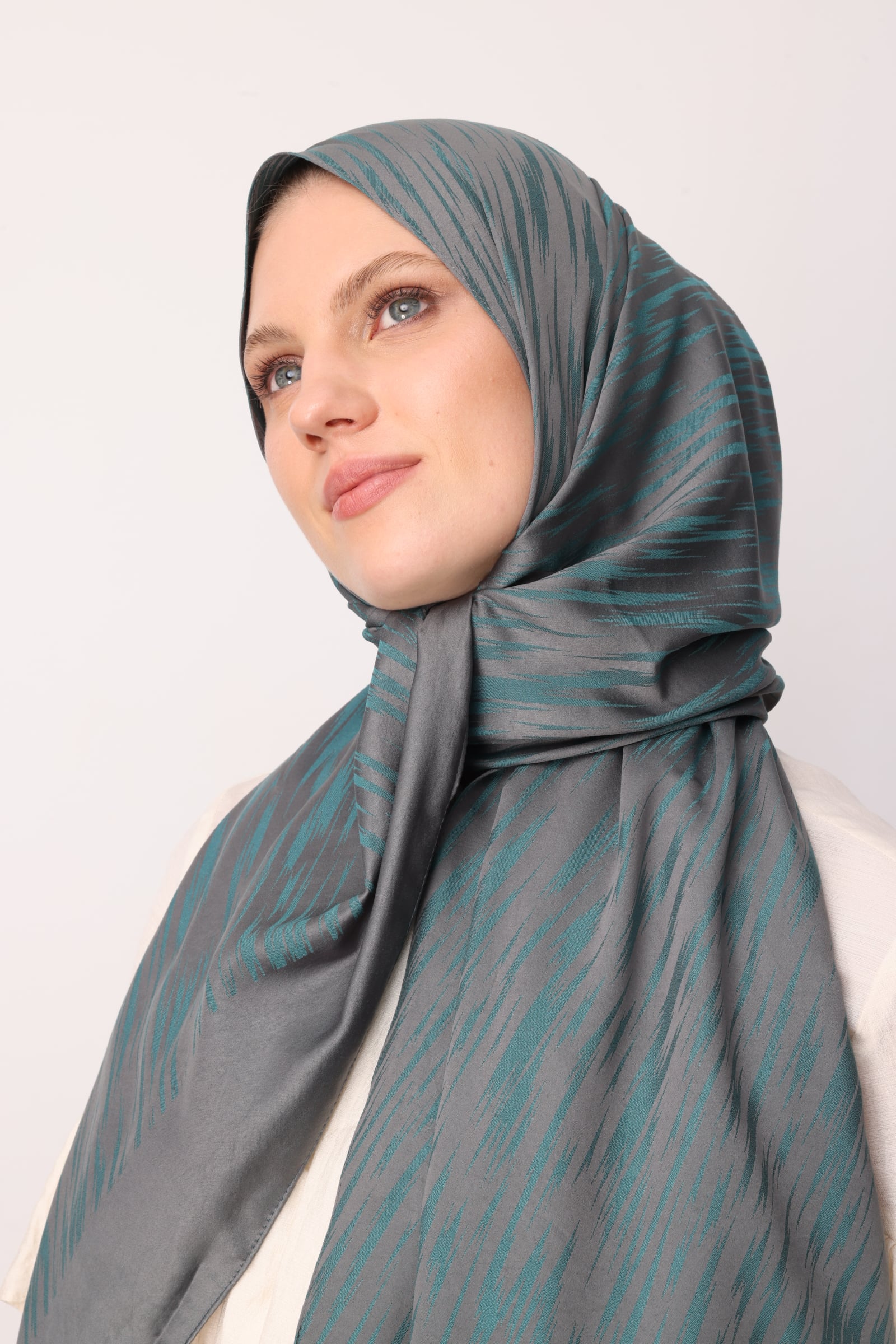 Toptan Selis Desen Çift Taraflı Şal - Koyu Gri-Zümrüt