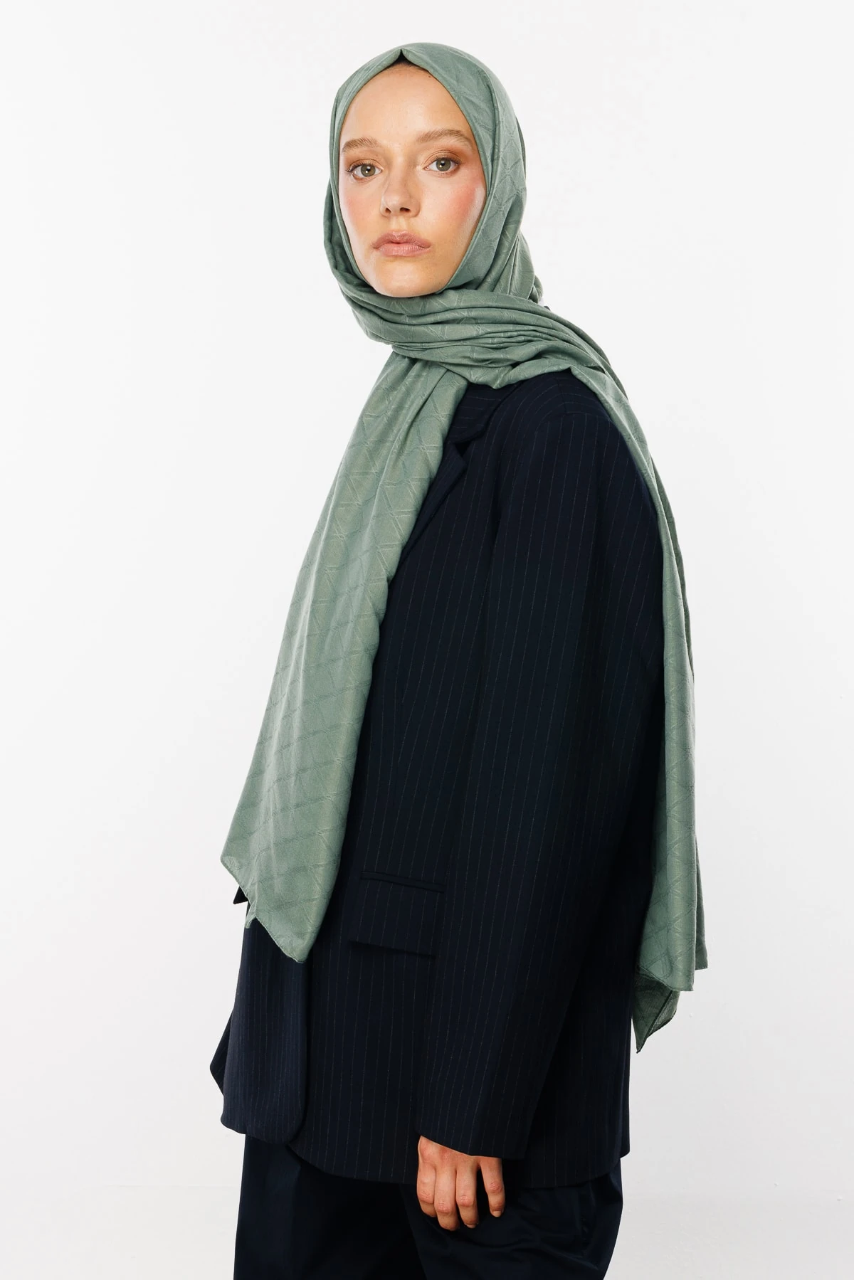 Bamboo Jacquard Shawl - Mold Green