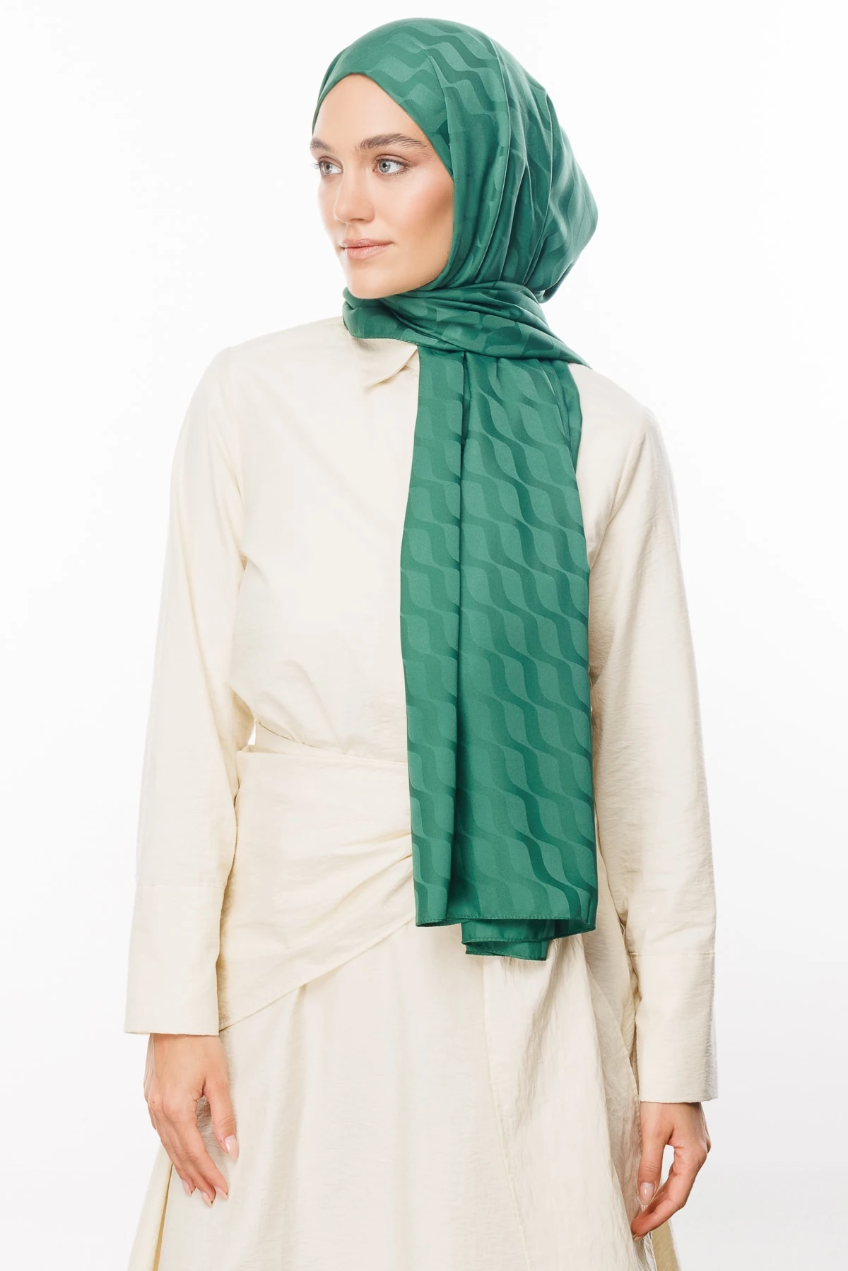 Wave-Pattern Silky Jacquard Shawl - Yesim