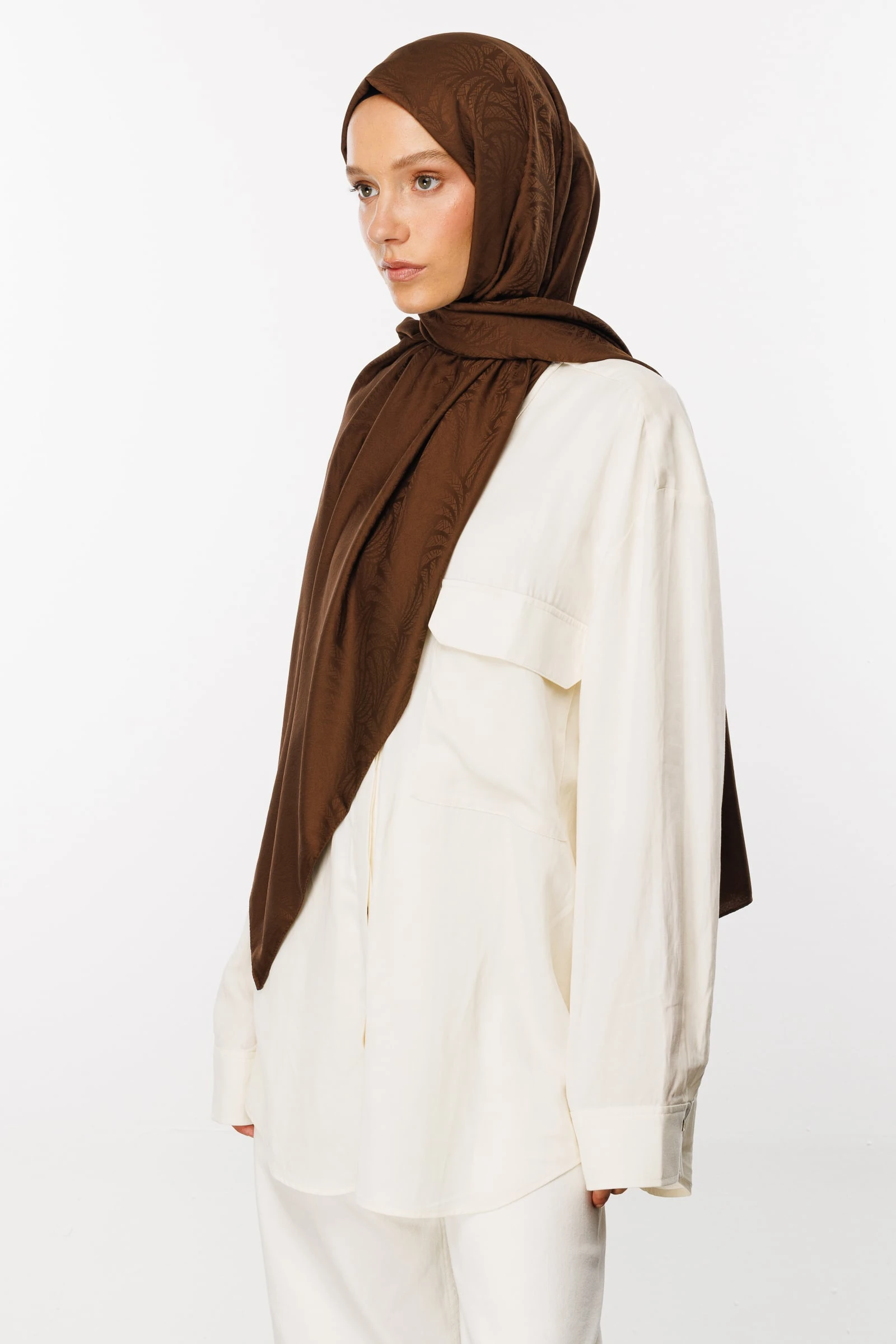 Artemis Pattern Silk Jacquard Shawl - Bitter