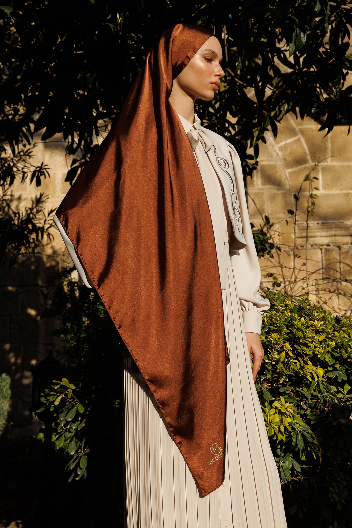 Diamond Aura Shawl - Brown
