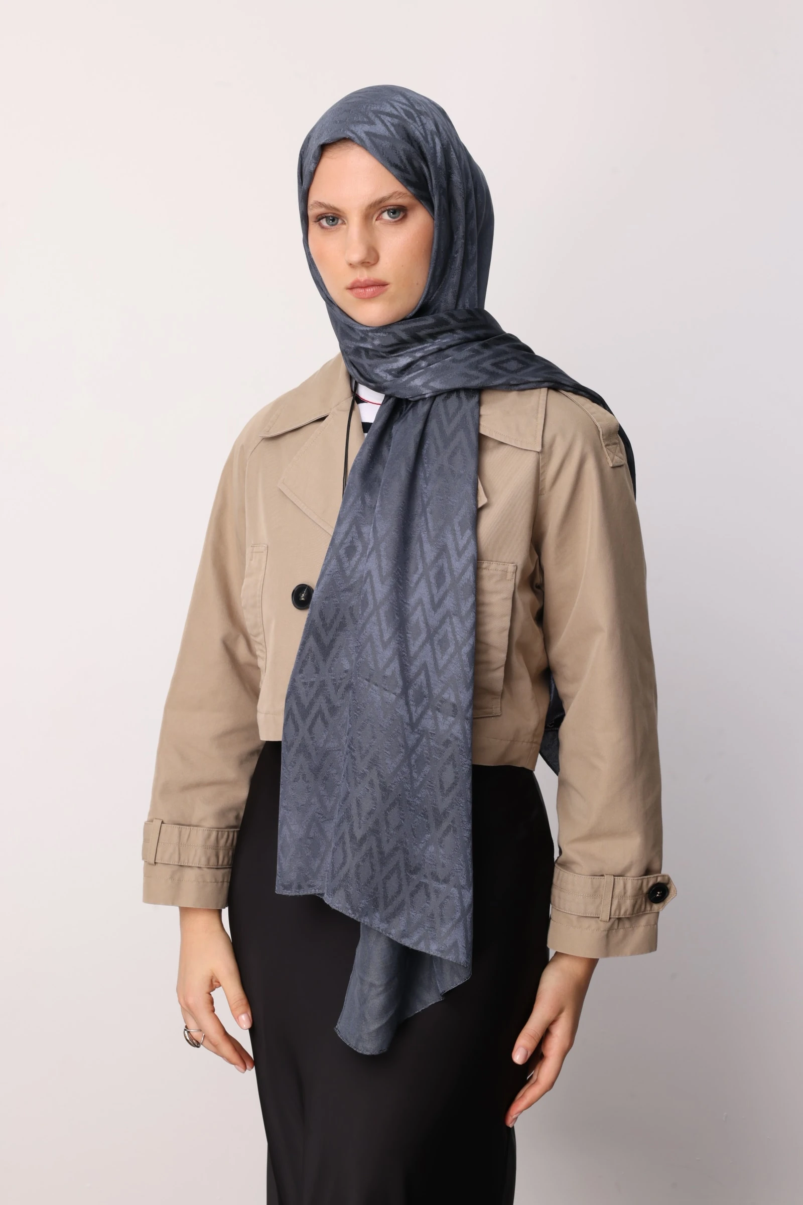 Toptan Karo Desen Parlak Jakar Şal - Antrasit