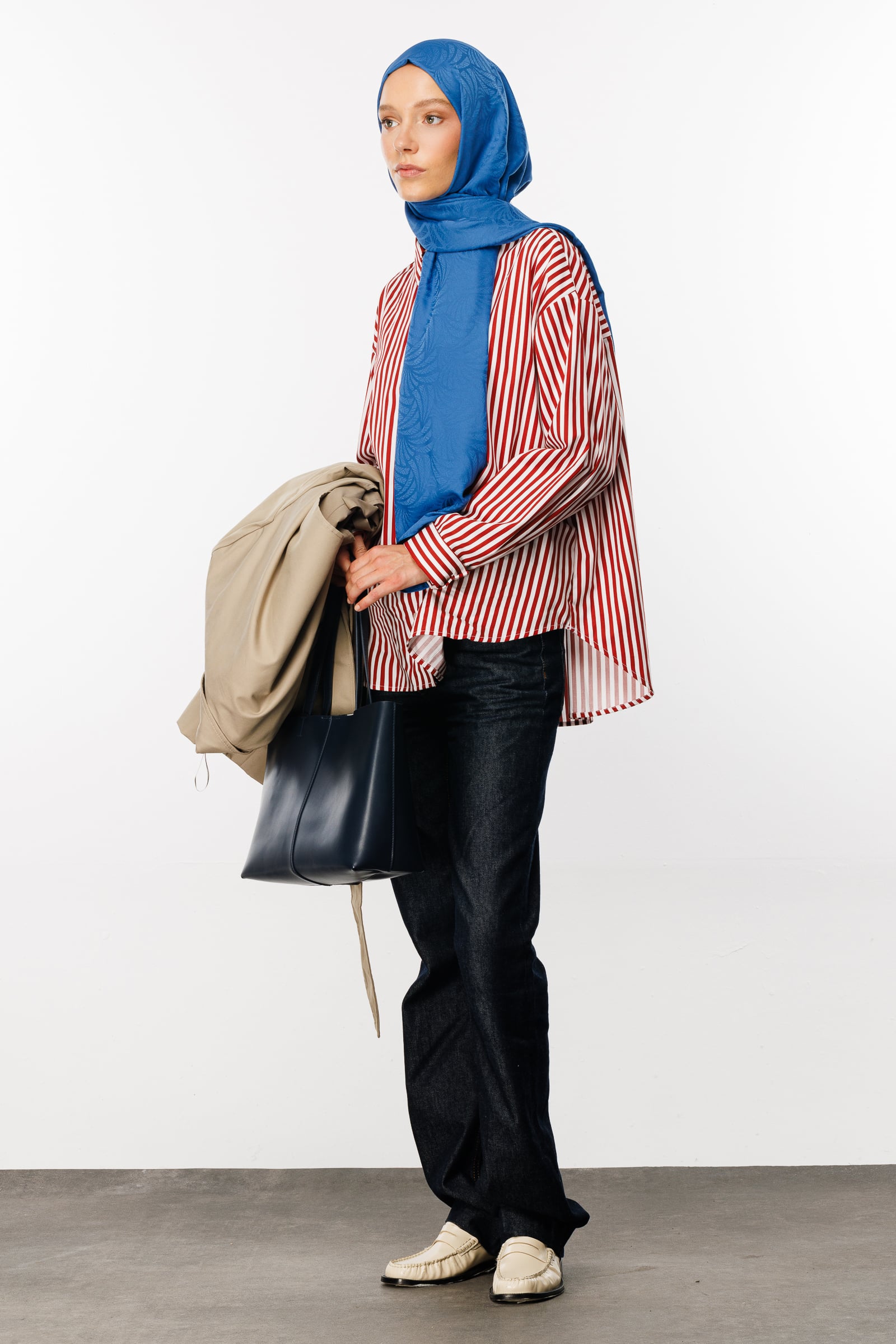 Artemis Pattern Silk Jacquard Shawl - Indigo