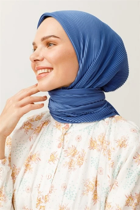 Pleated Scarf - Indigo