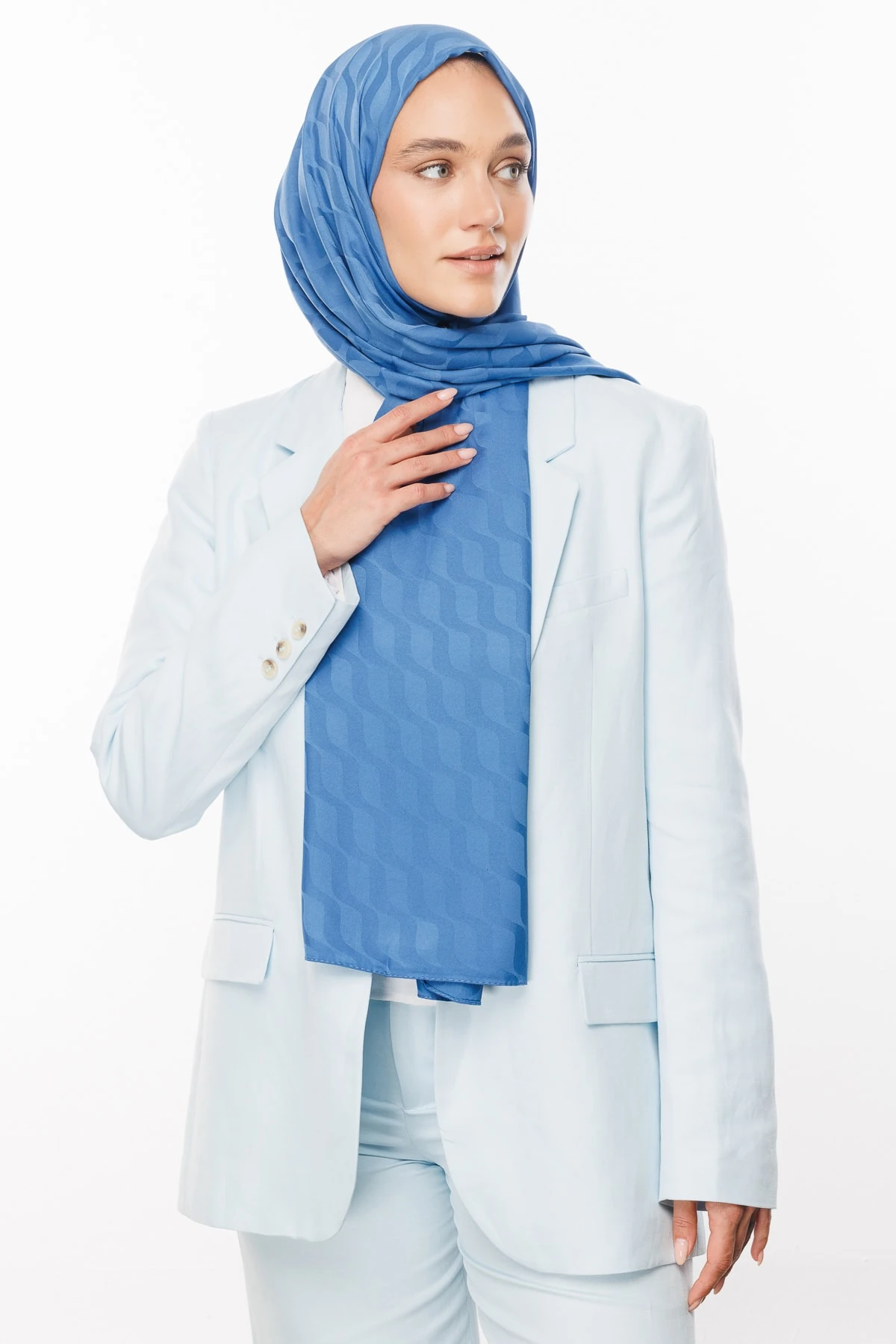 Toptan Dalga Desen İpeksi Jakar Şal - İndigo