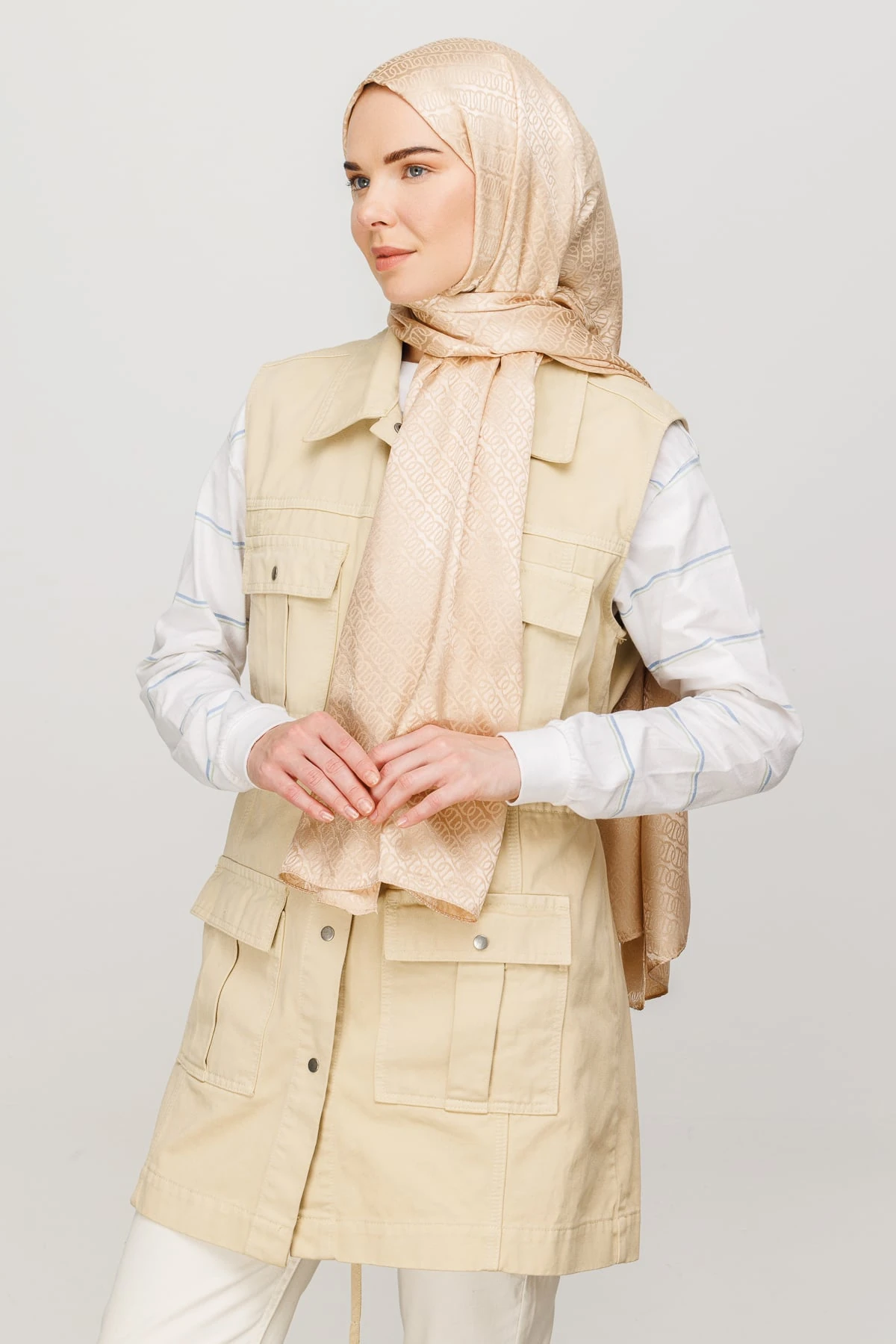 Toptan Forever Desen Parlak Jakar Şal - Kum Beji