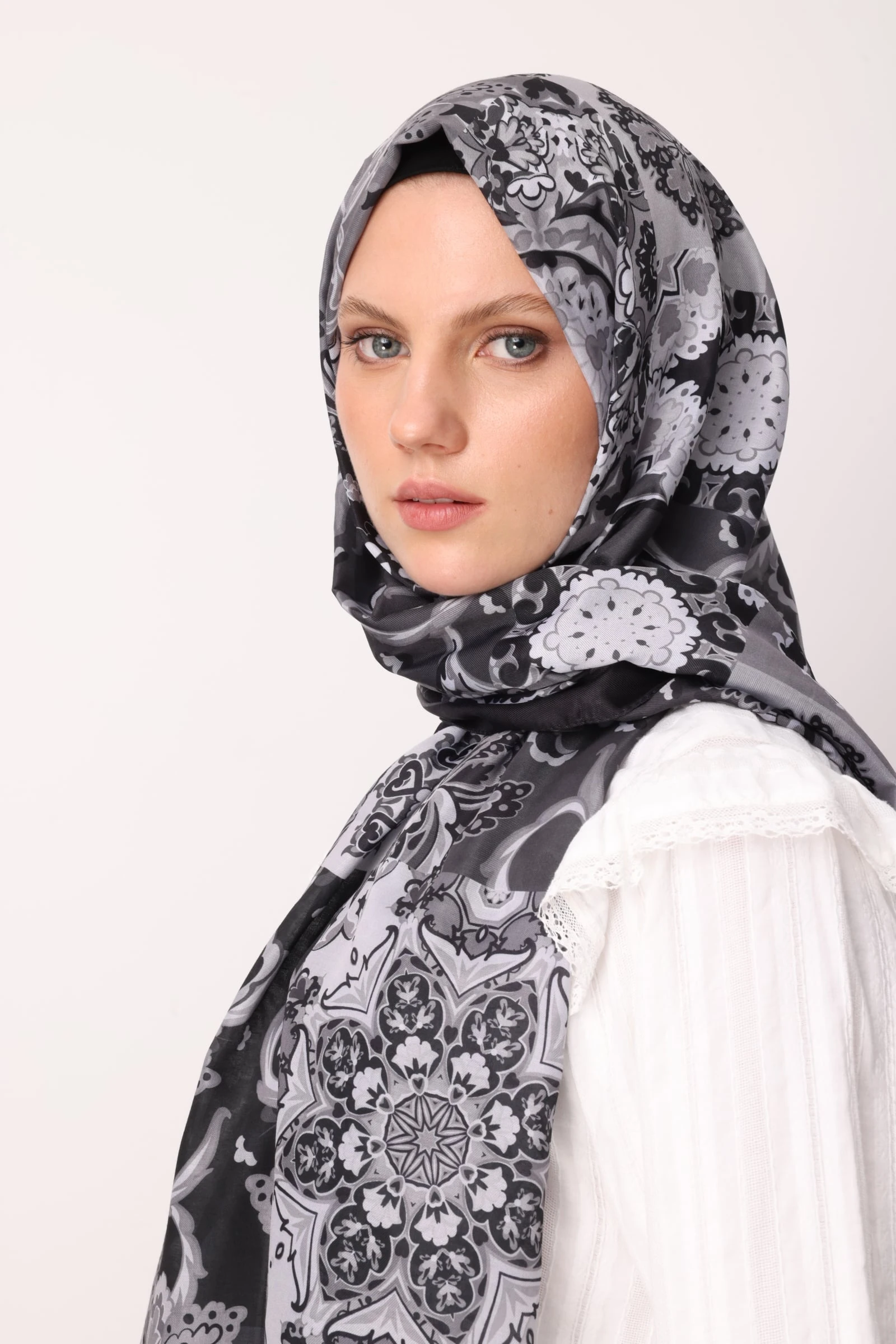 Wholesale Solhar Pattern Cotton Shawl - Black