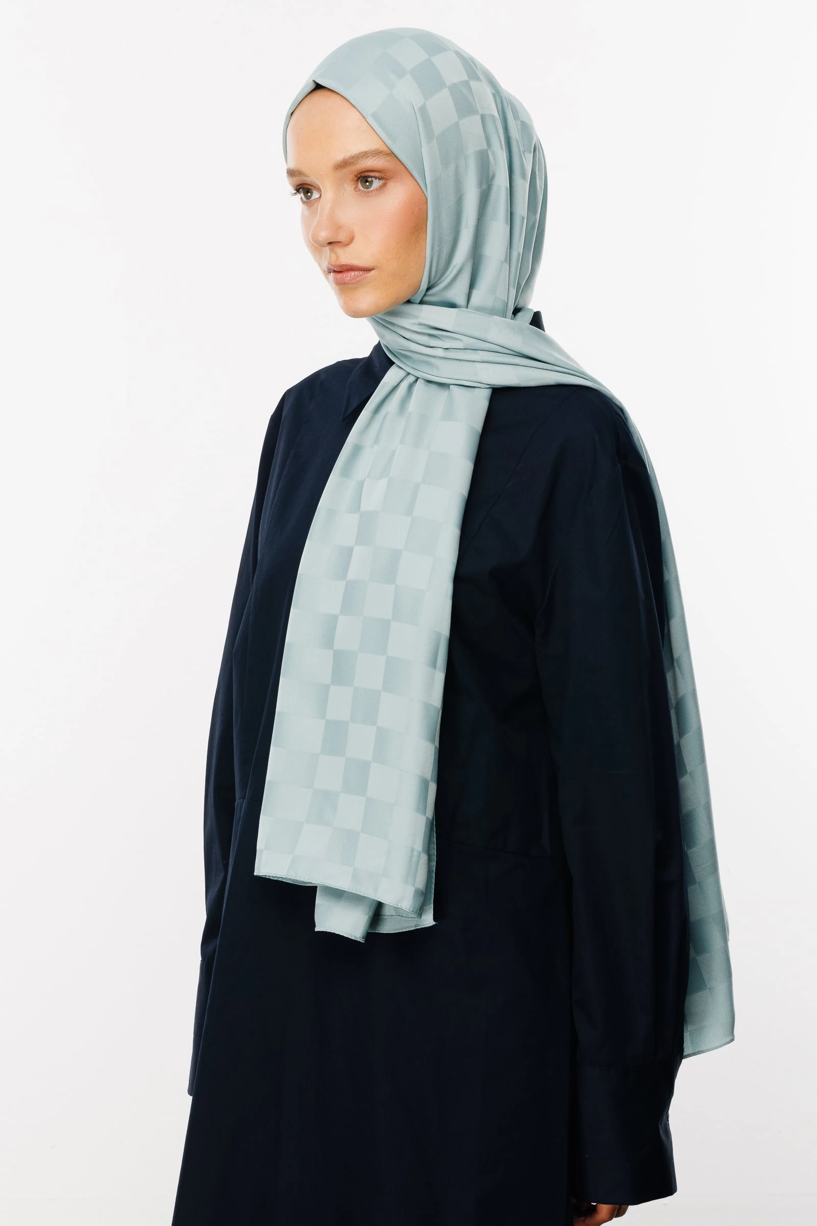 Checkers Pattern Silk Jacquard Shawl - Cagla