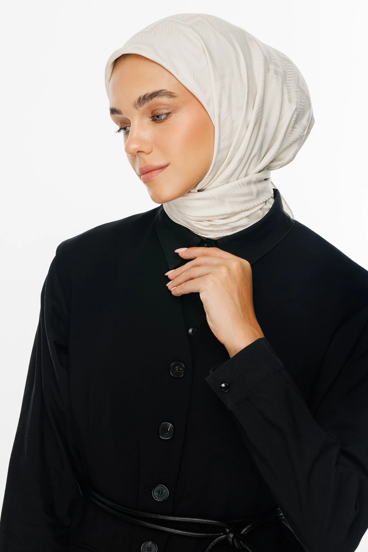 Viora Pattern Silky Jacquard Scarf - Pearl