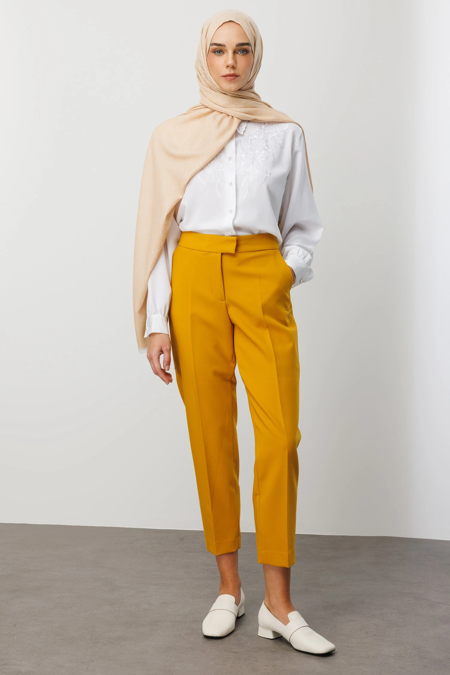 Toptan Yün İpek Şal - Vanilya