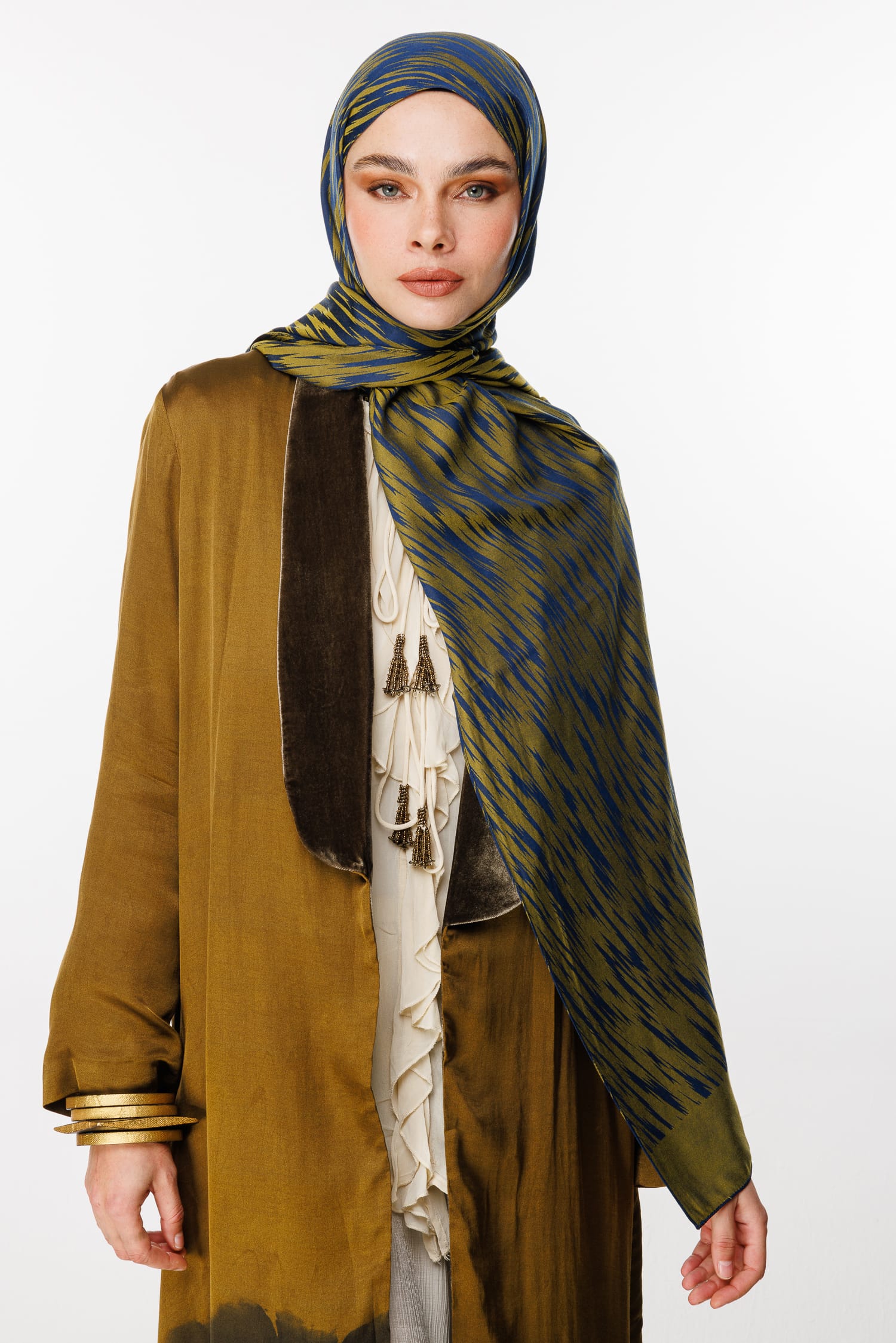 Selis-Pattern Reversible Shawl - Navy Blue-Oil Green