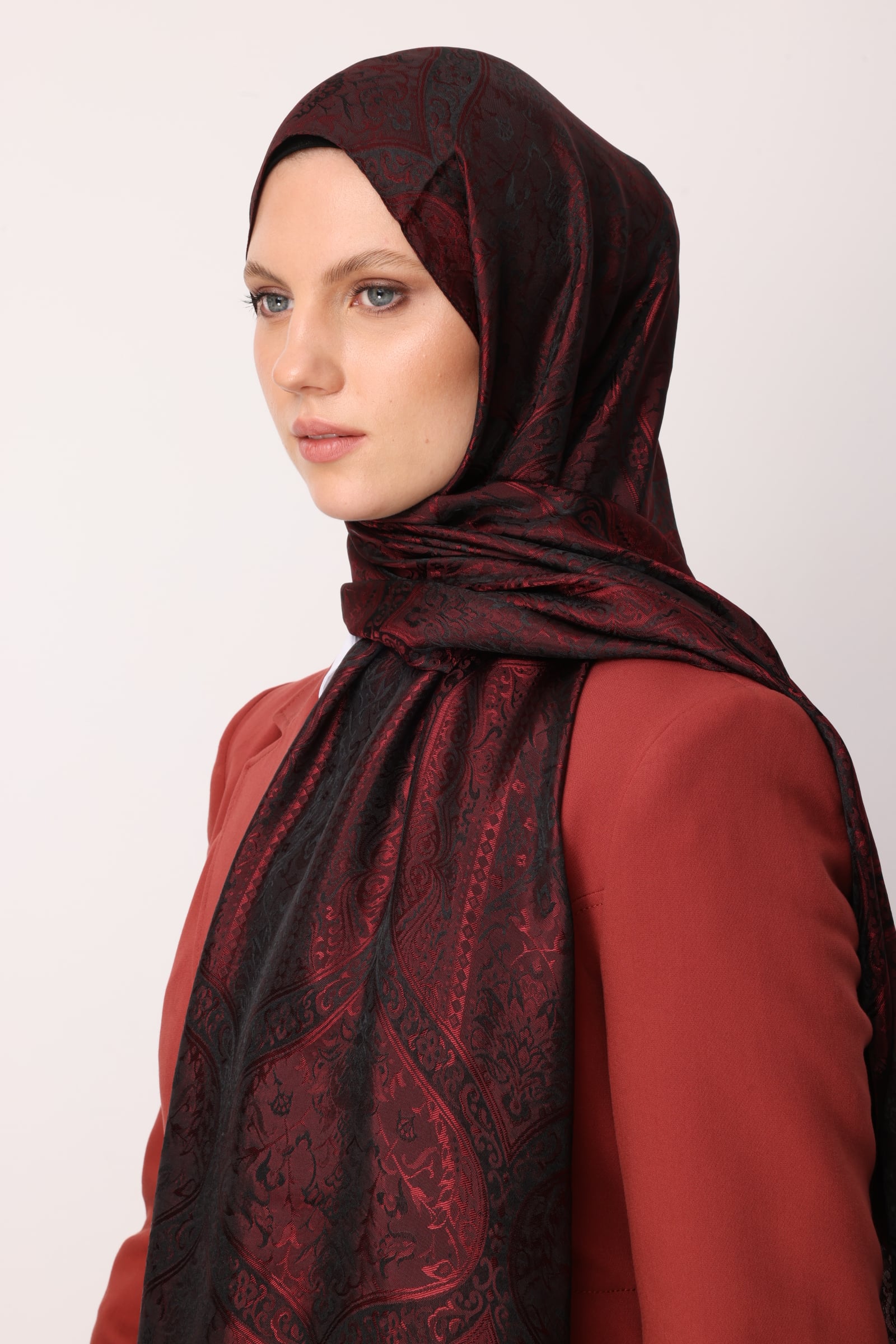 Toptan Soler Desen Shine Line Şal - Siyah-Bordo