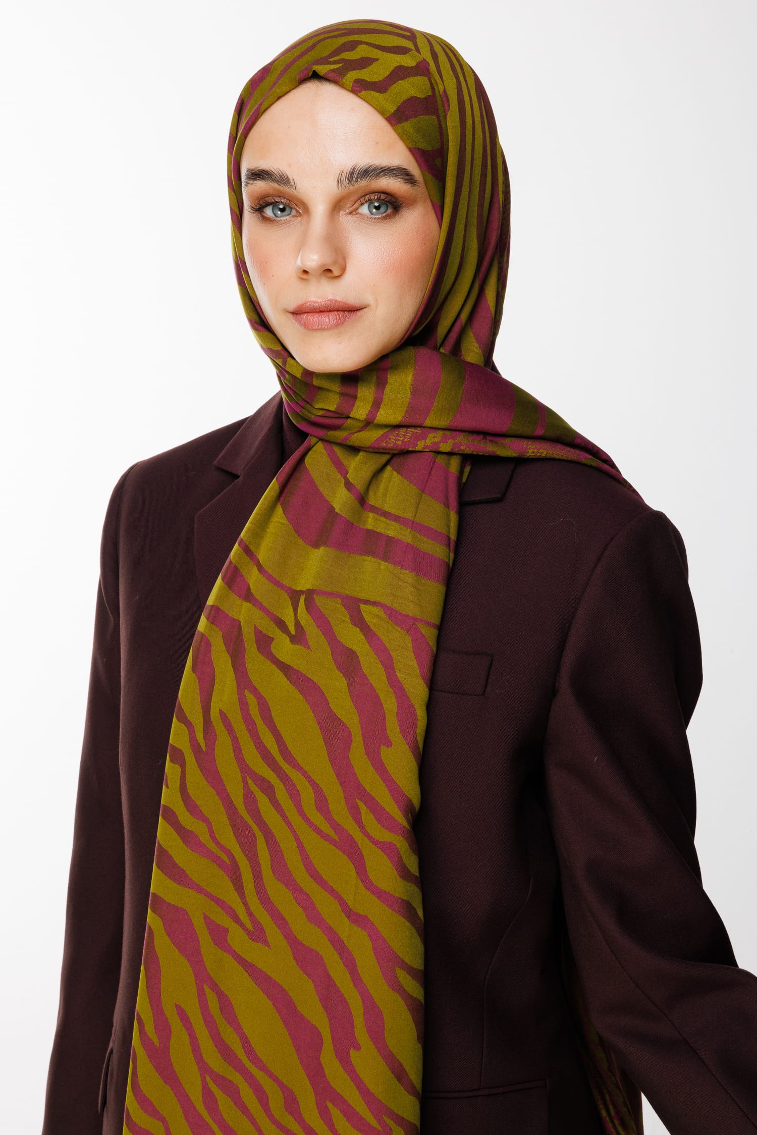 Riad-Pattern Reversible Shawl - Oil Green-Plum