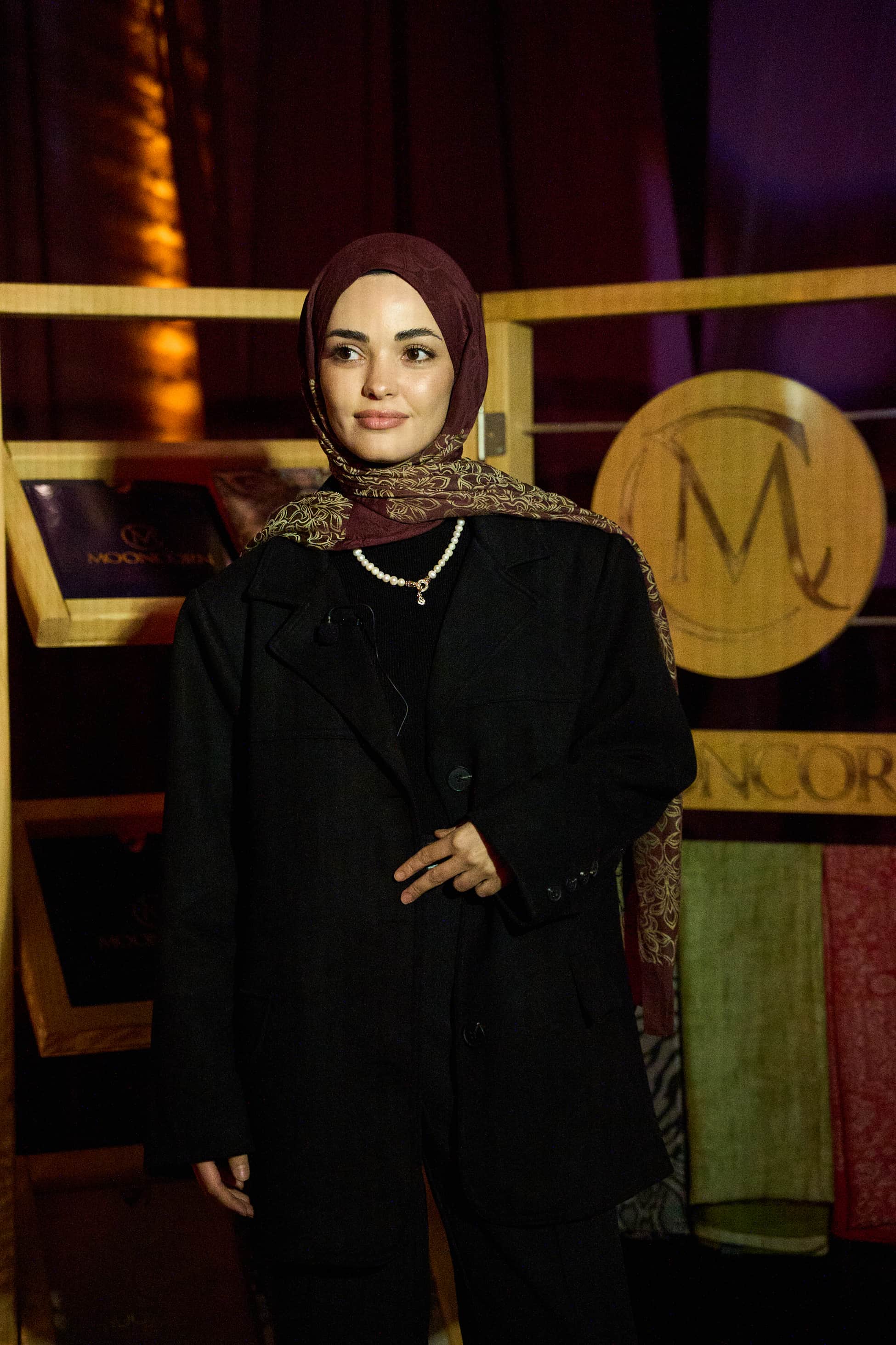 Nora-Pattern Reversible Shawl - Damson-Salmon