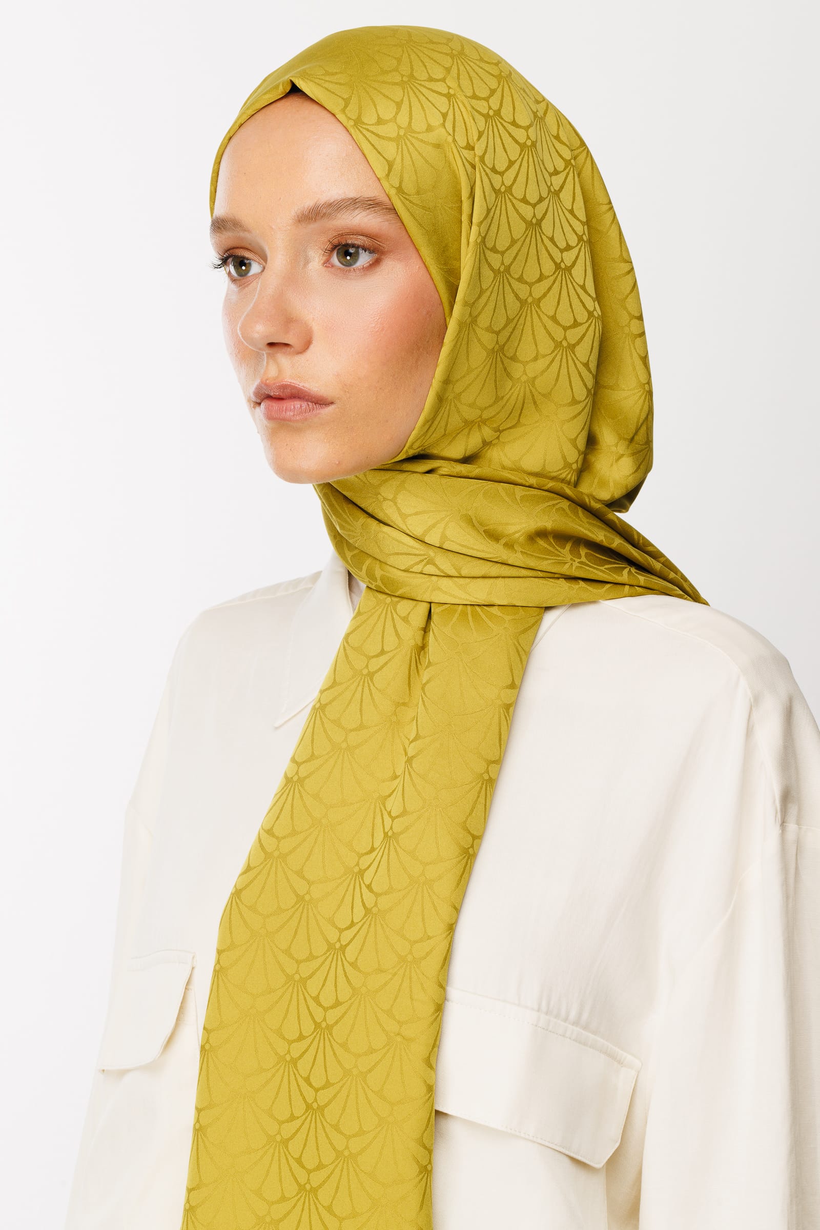 Lotus Pattern Silk Jacquard Shawl - Olive Green