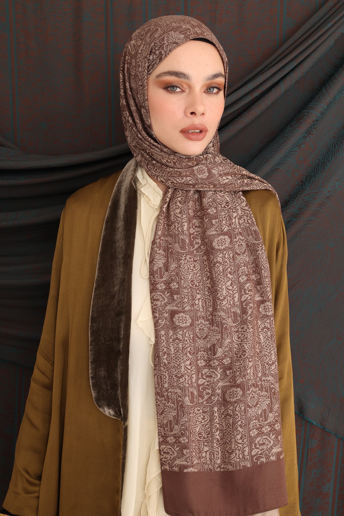 Toptan Henna Desen Çift Taraflı Şal - Acı Kahve-Bej