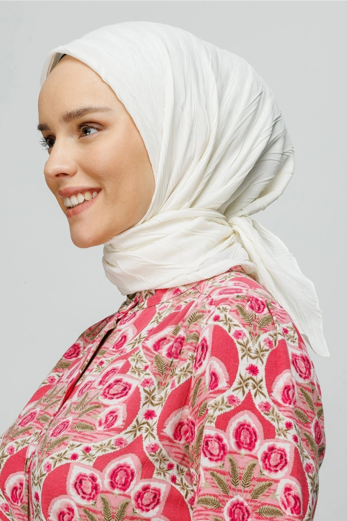 Pleated Bamboo Scarf - Ecru