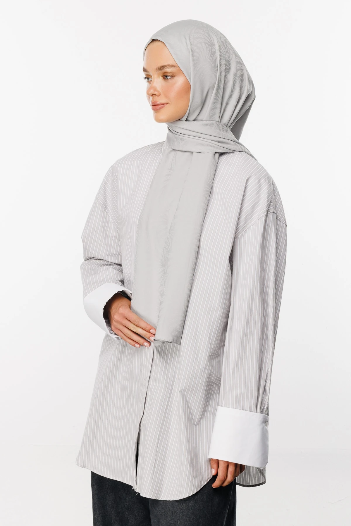 Toptan Artemis Desen İpeksi Jakar Şal - Gümüş