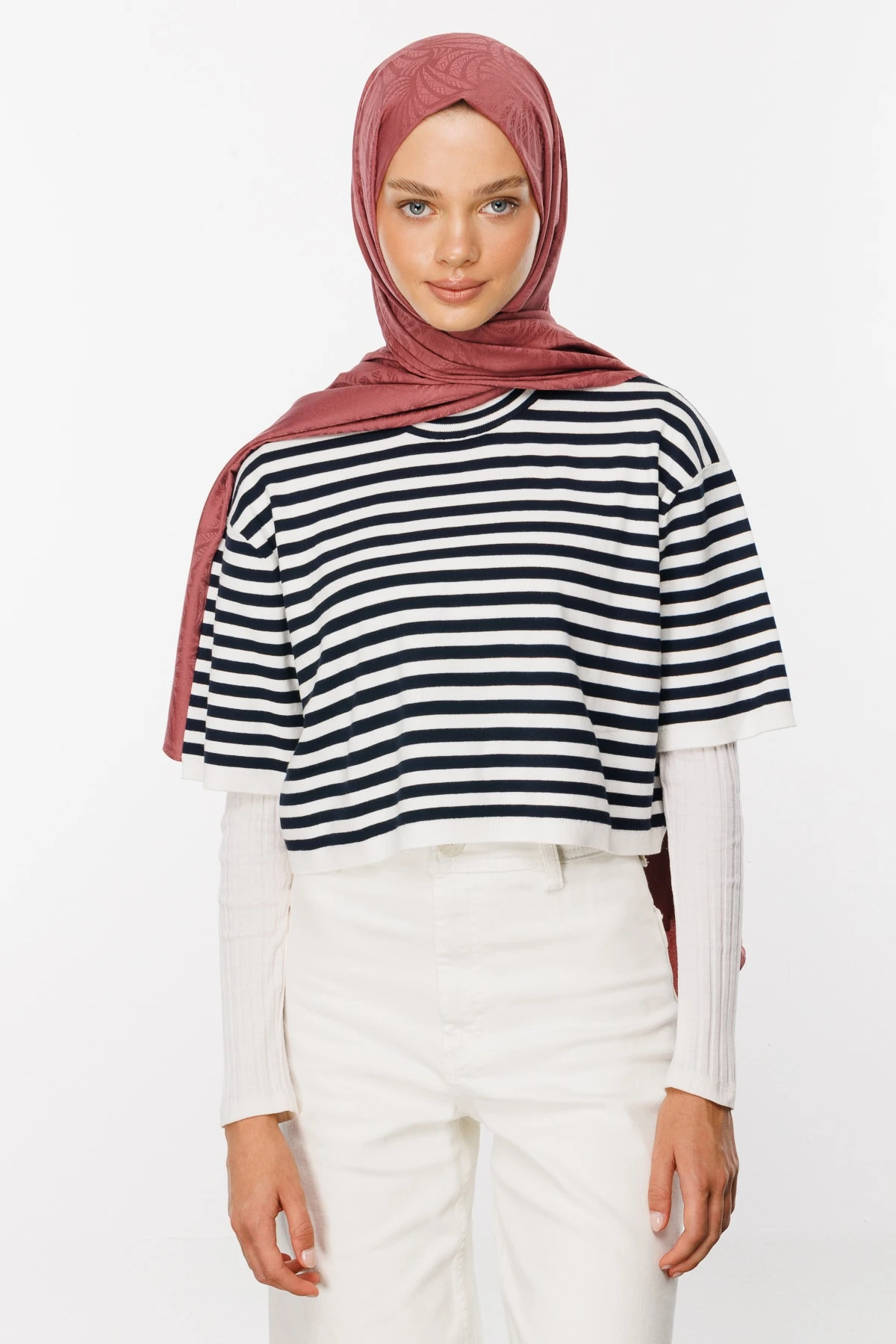 Artemis Pattern Silk Jacquard Shawl - Dried Rose