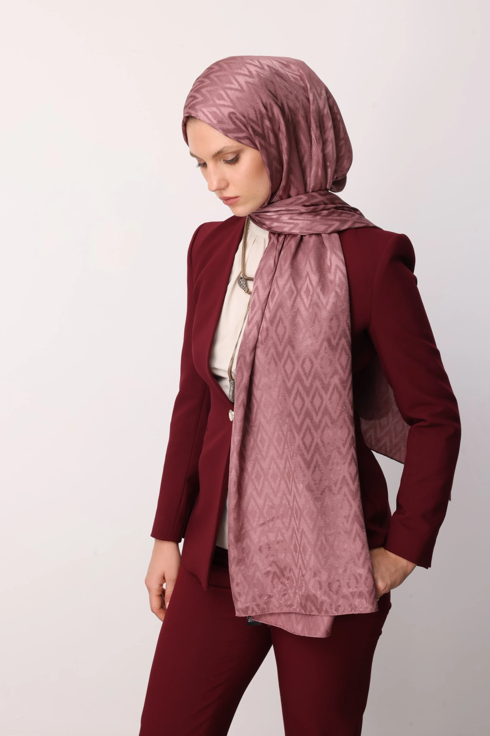 Toptan Karo Desen Parlak Jakar Şal - Gül Kurusu